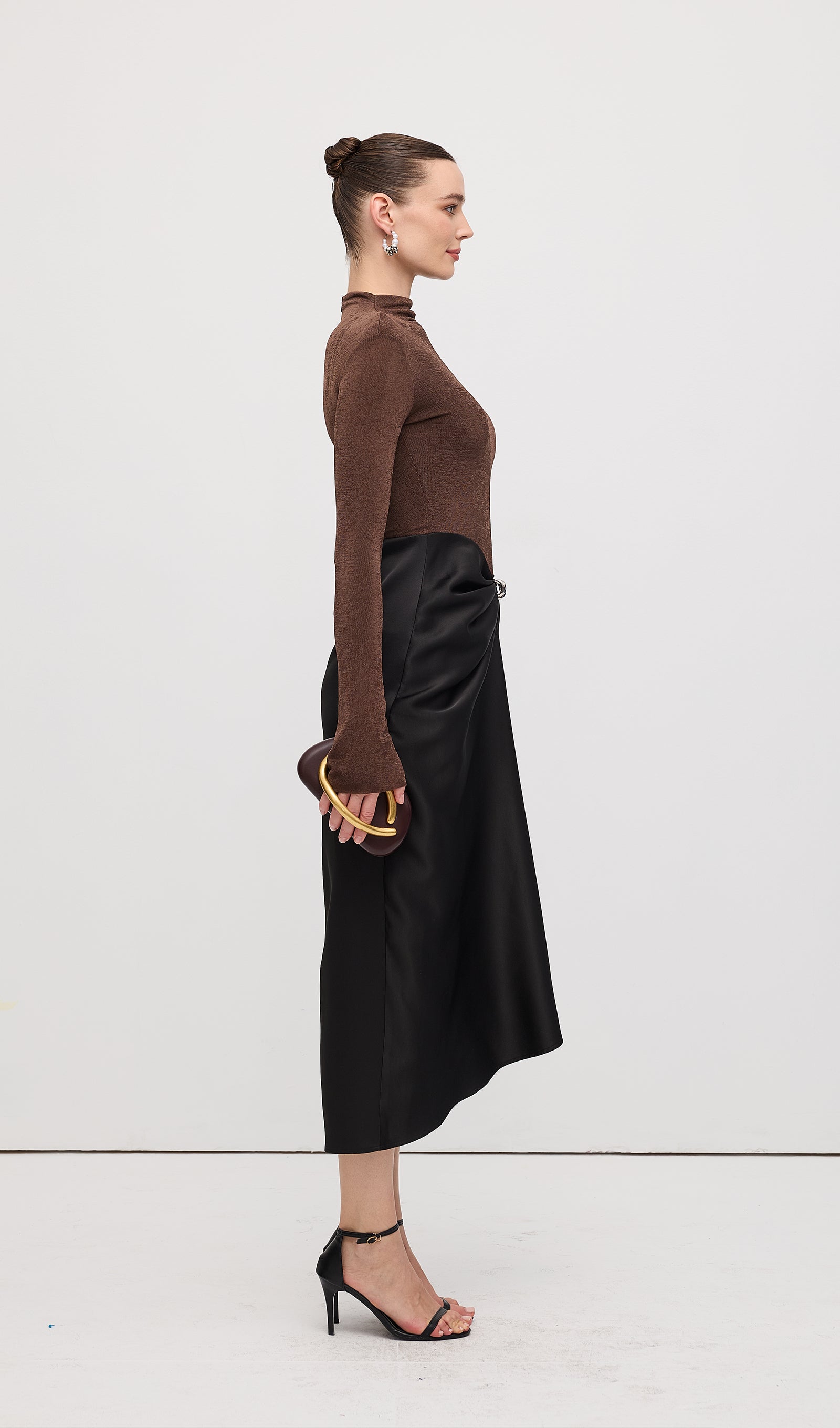 Midikleid in A-Linie mit Blumenmuster und Laternenärmeln