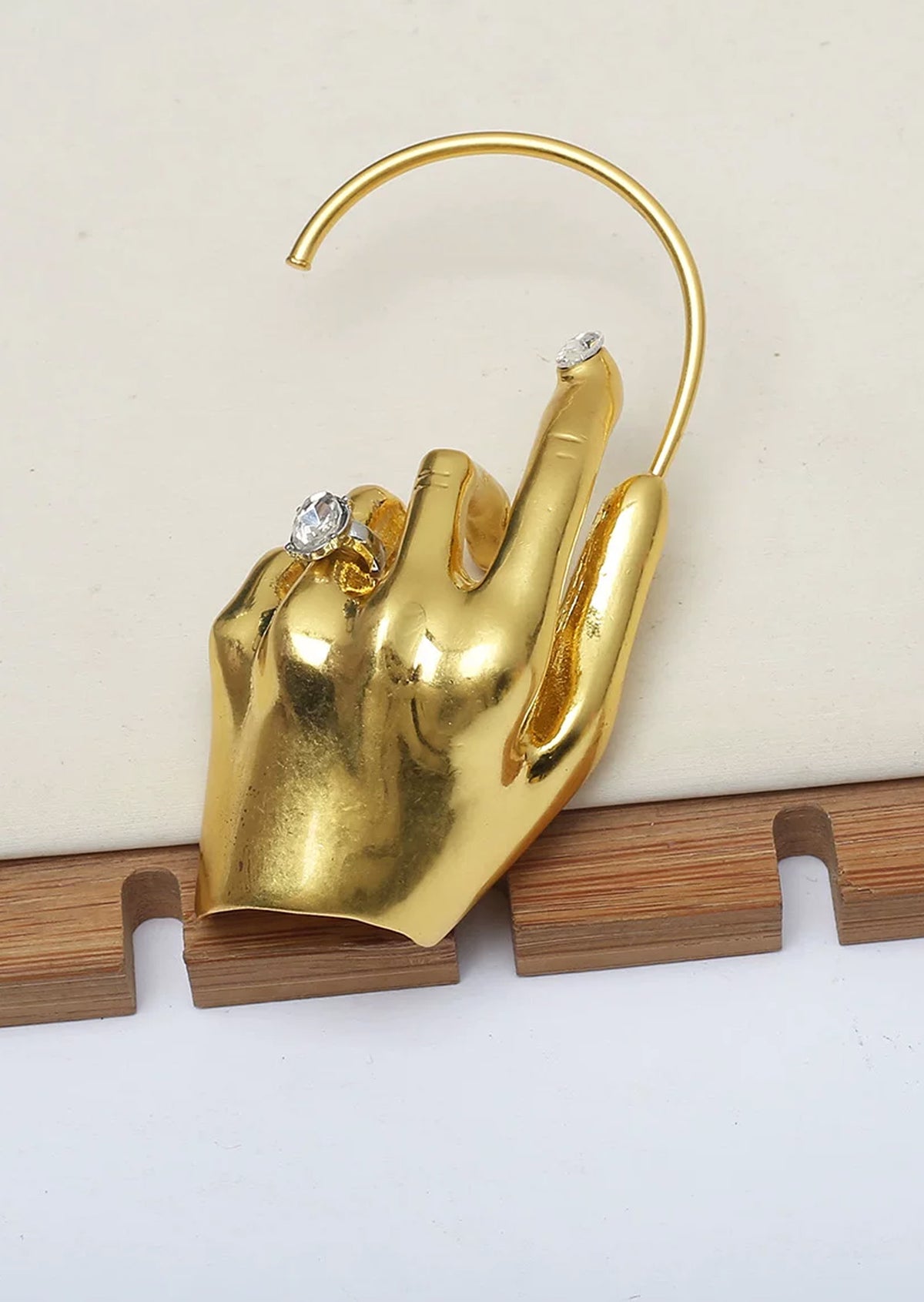Edana Palm Inlaid Ear Cuff