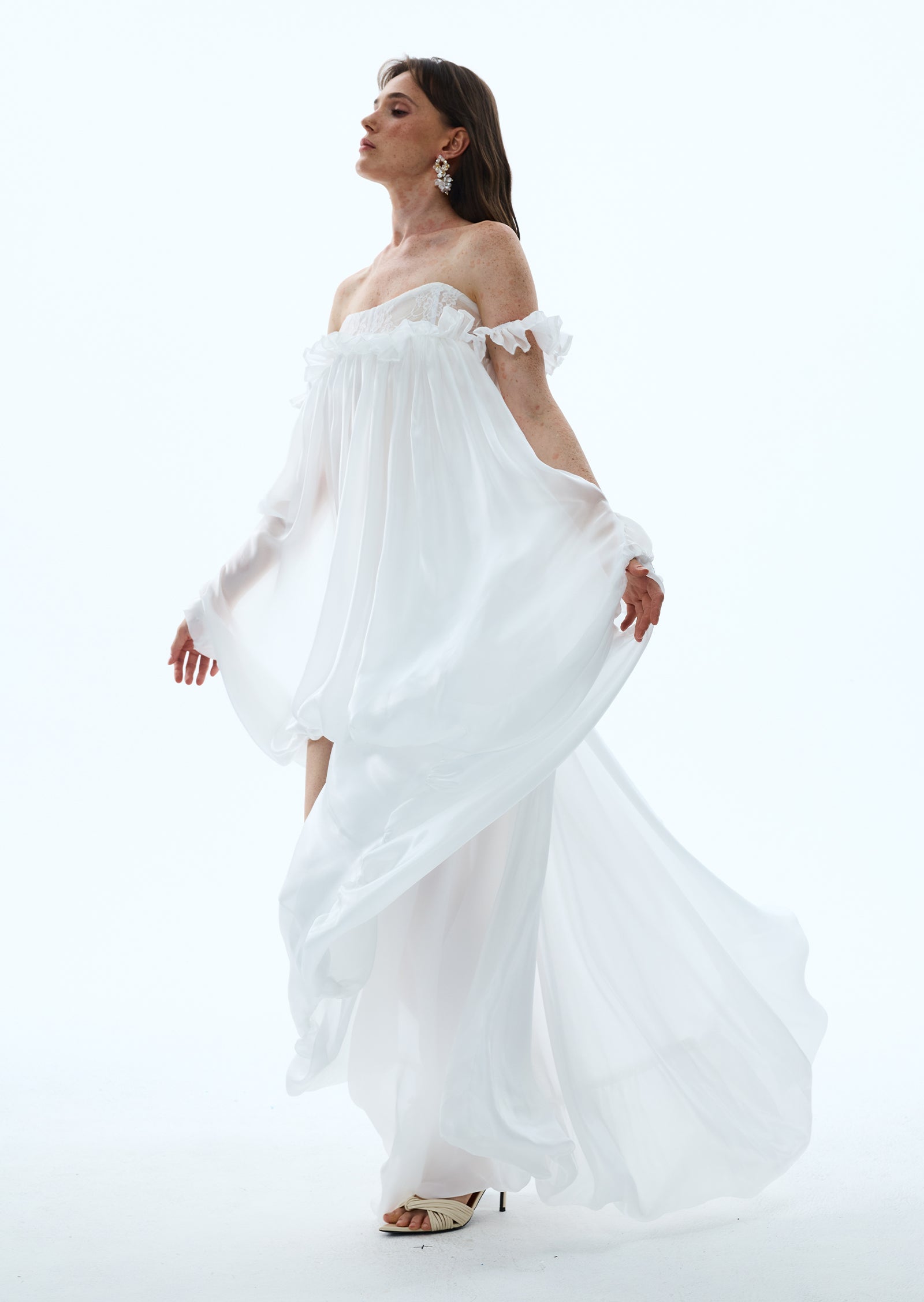 Ulrica Sleeveless Maxi Dress In White