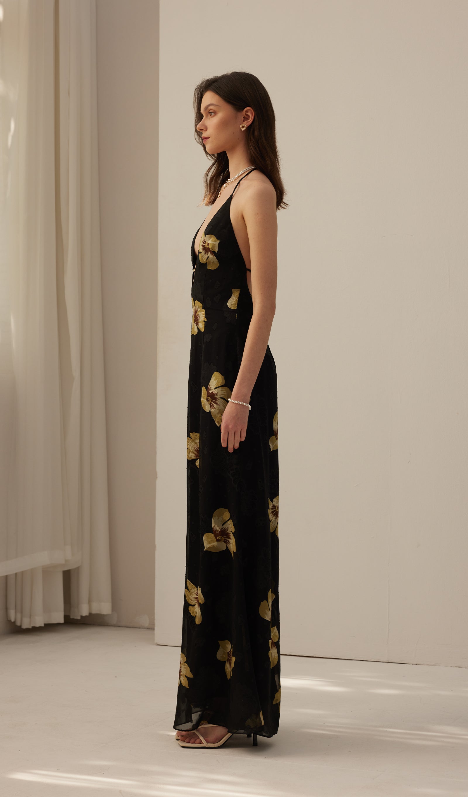 Midikleid in A-Linie mit Blumenmuster und Laternenärmeln