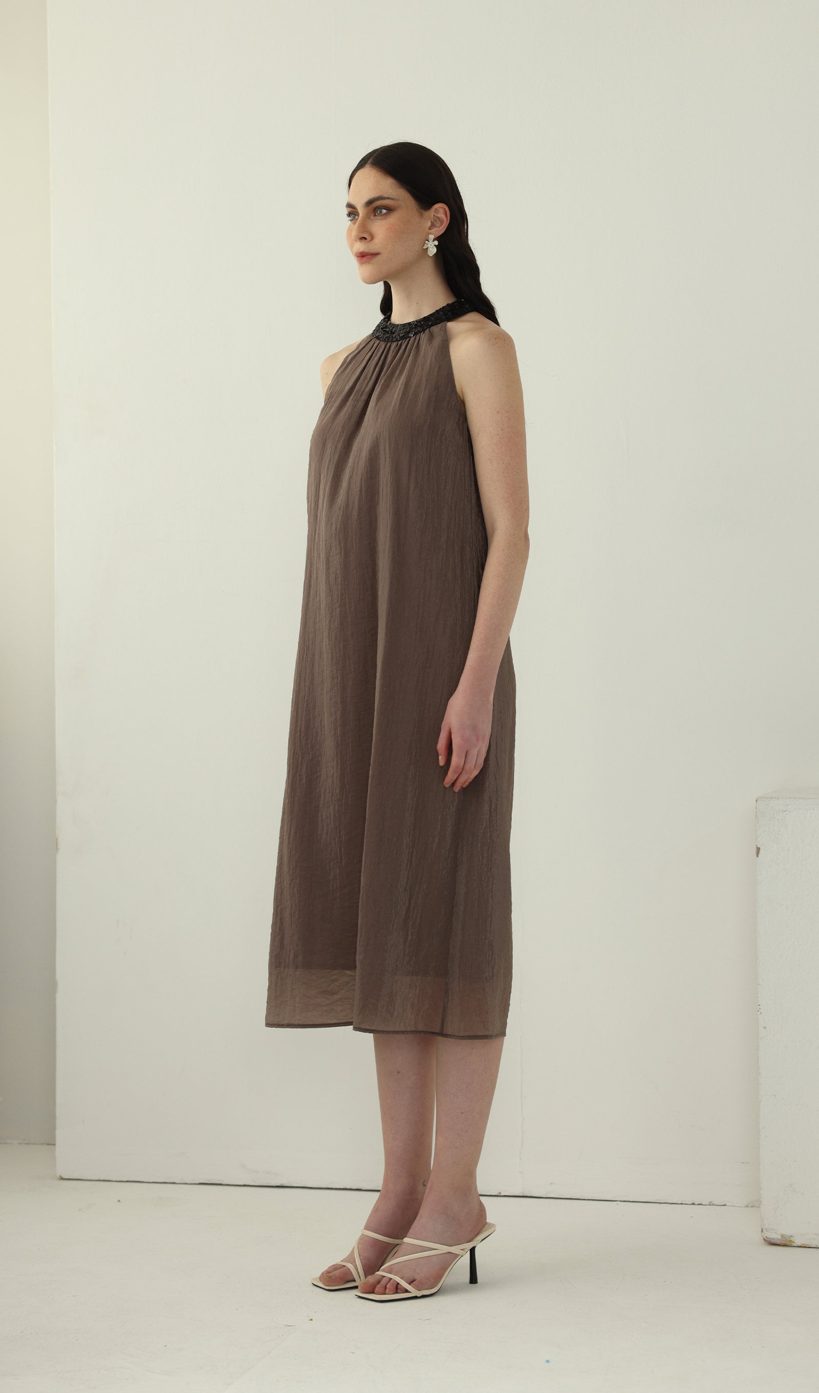 Midikleid in A-Linie mit Blumenmuster und Laternenärmeln