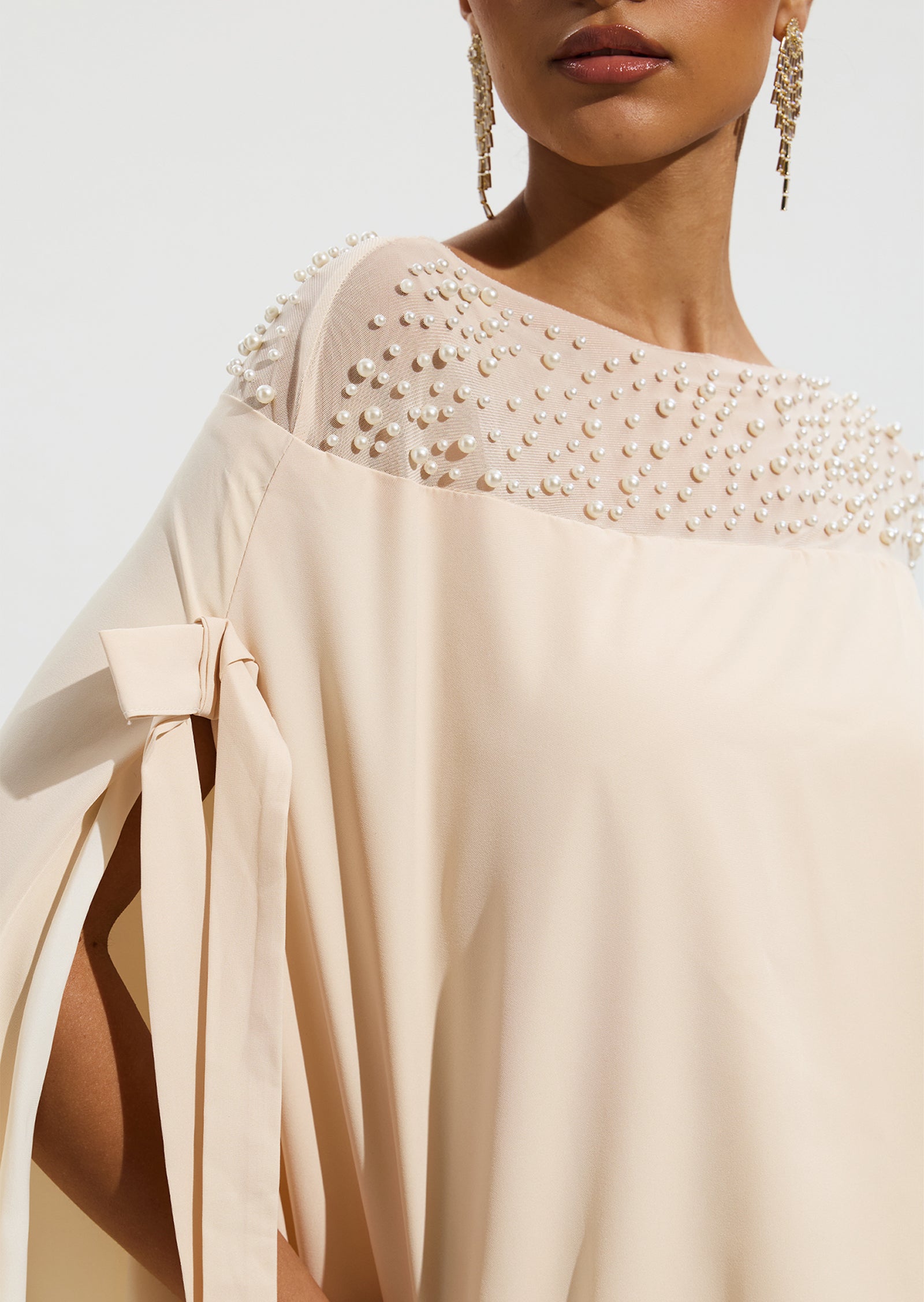 Midikleid in A-Linie mit Blumenmuster und Laternenärmeln