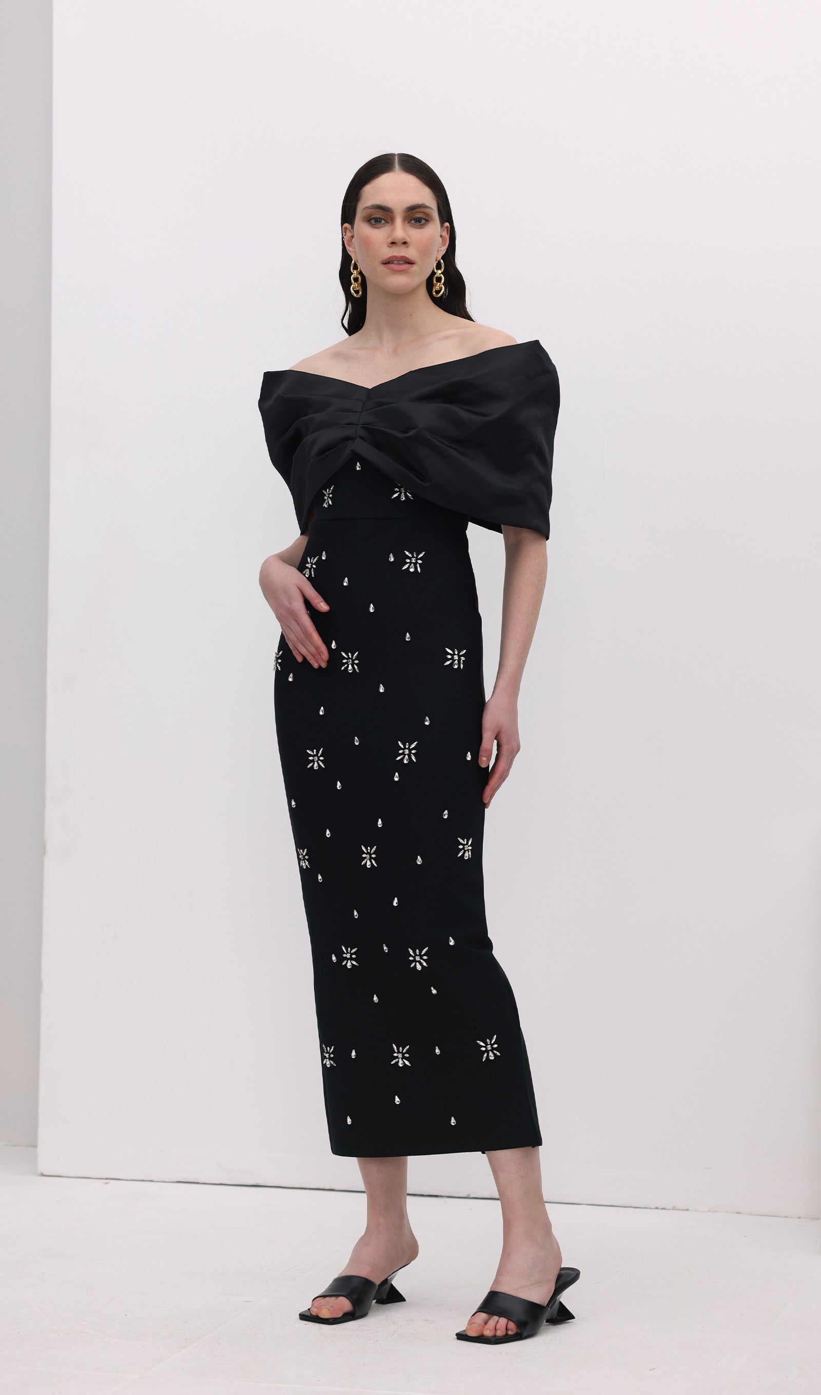 Midikleid in A-Linie mit Blumenmuster und Laternenärmeln