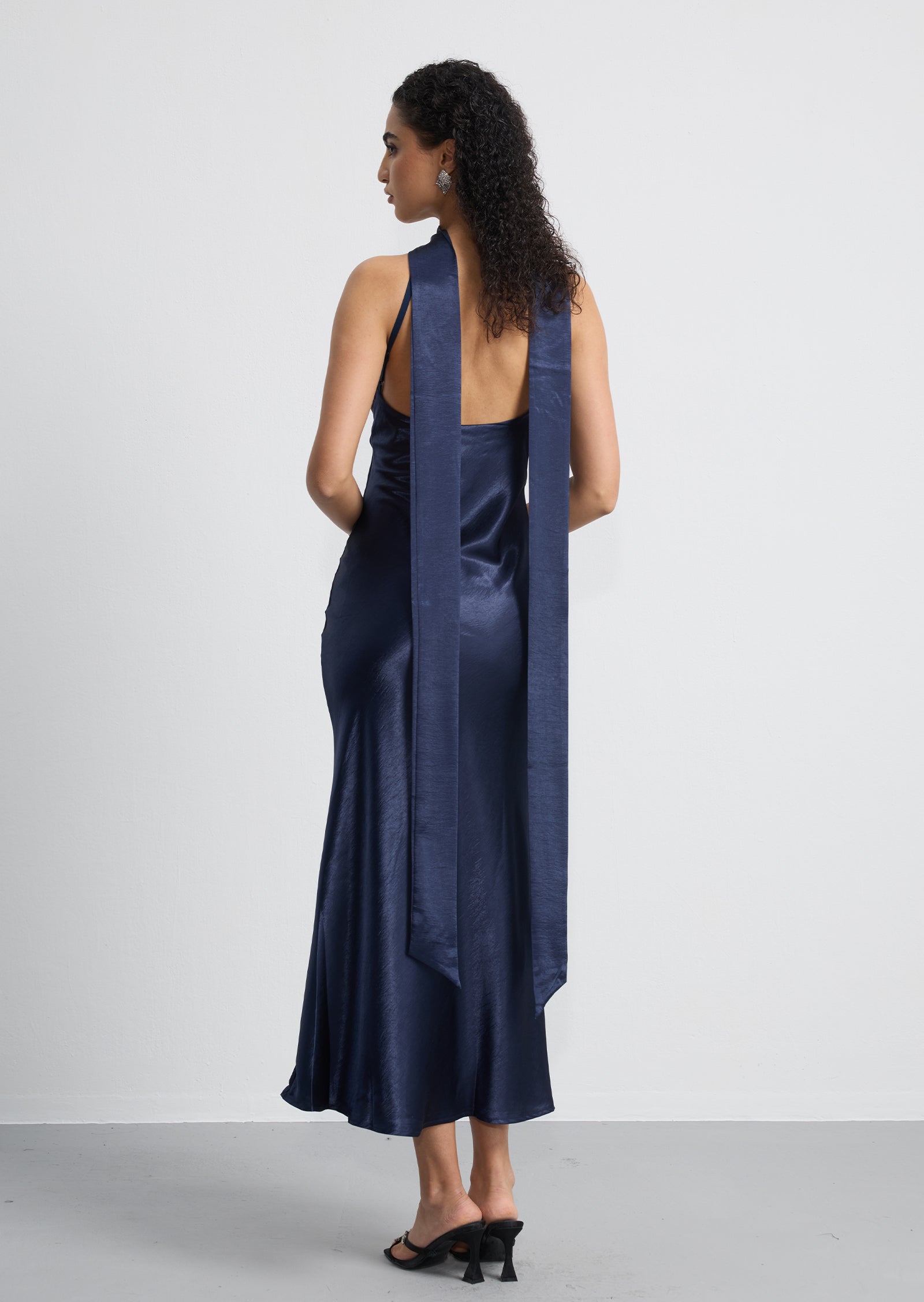 Midikleid in A-Linie mit Blumenmuster und Laternenärmeln