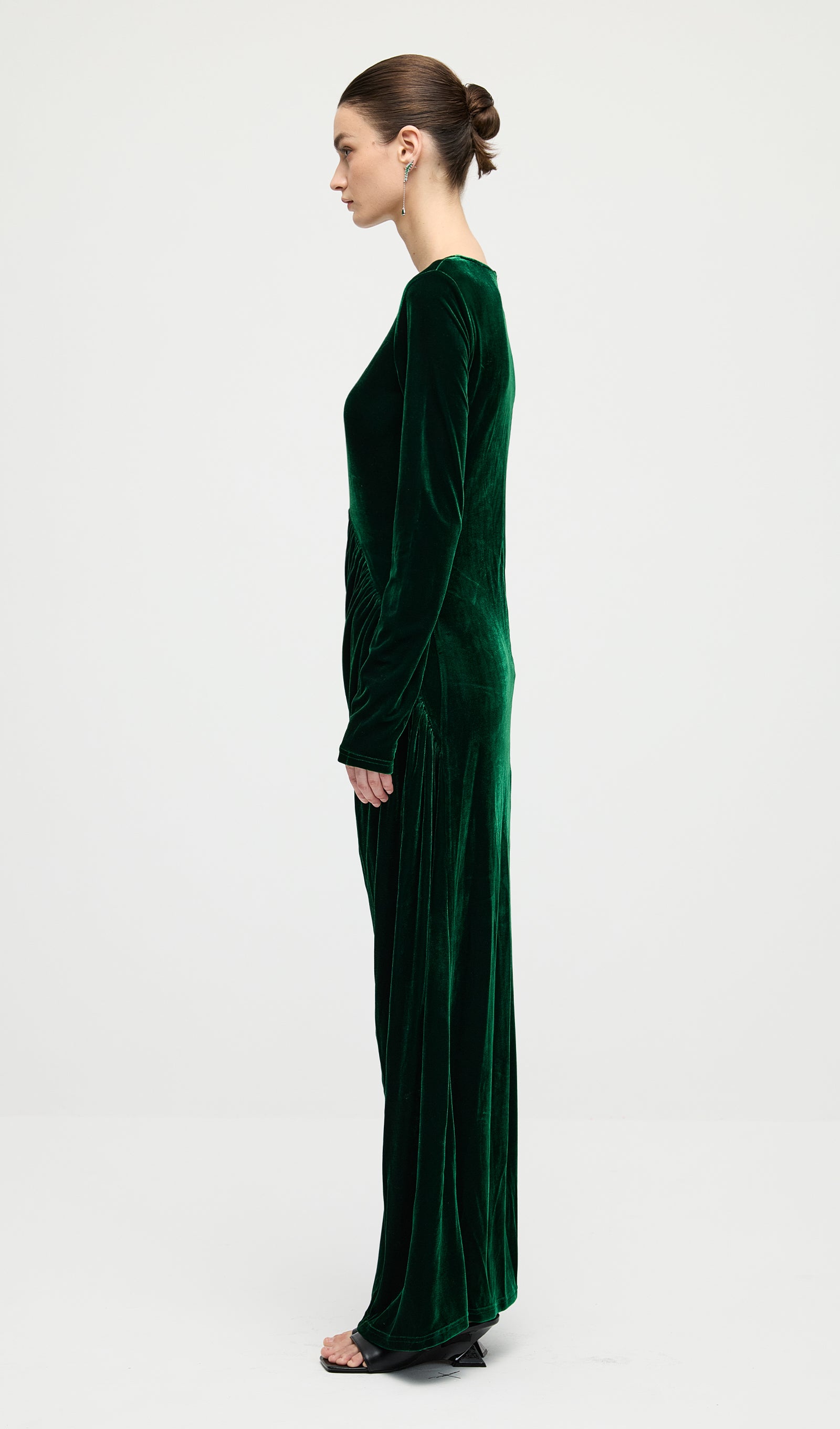 Long Sleeved Gathers  Maxi Dress In Dark Green