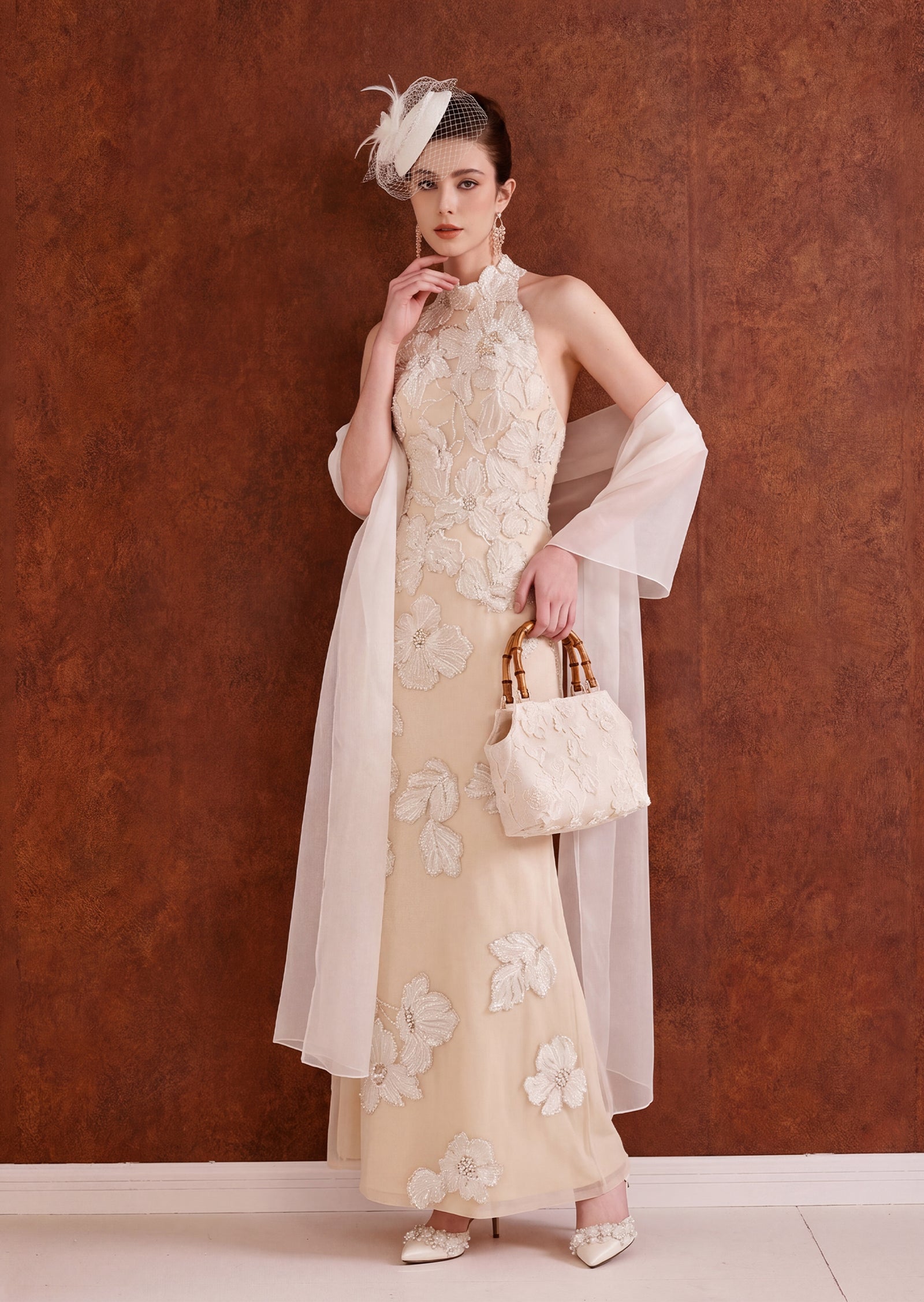 Midikleid in A-Linie mit Blumenmuster und Laternenärmeln