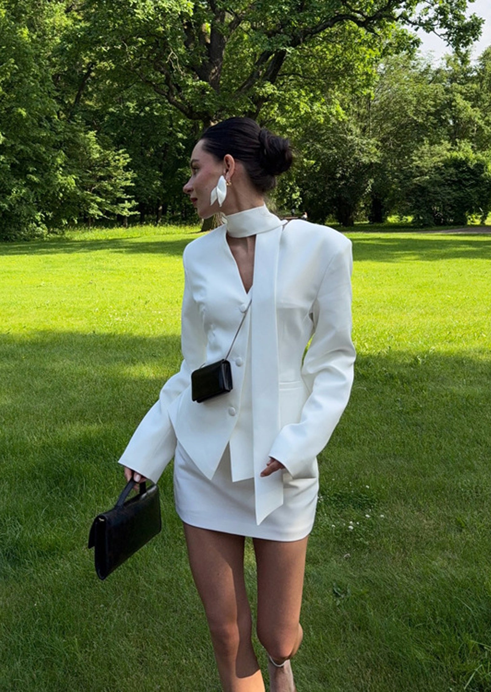 Chiara V Neck Blazer & Mini Skirt Set In White