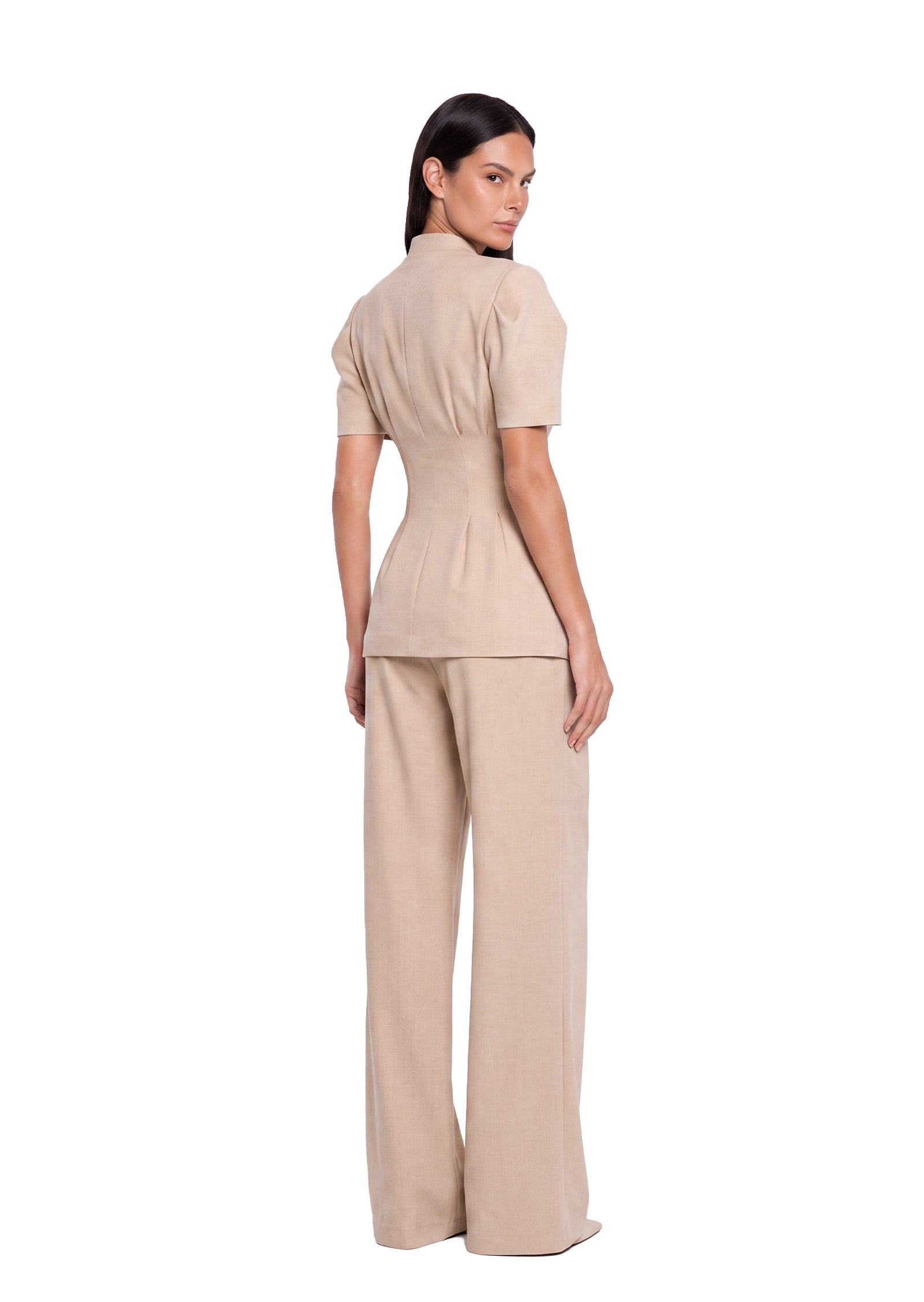 Adelle Short Sleeeve Waist-Sitting Suit In Apricot