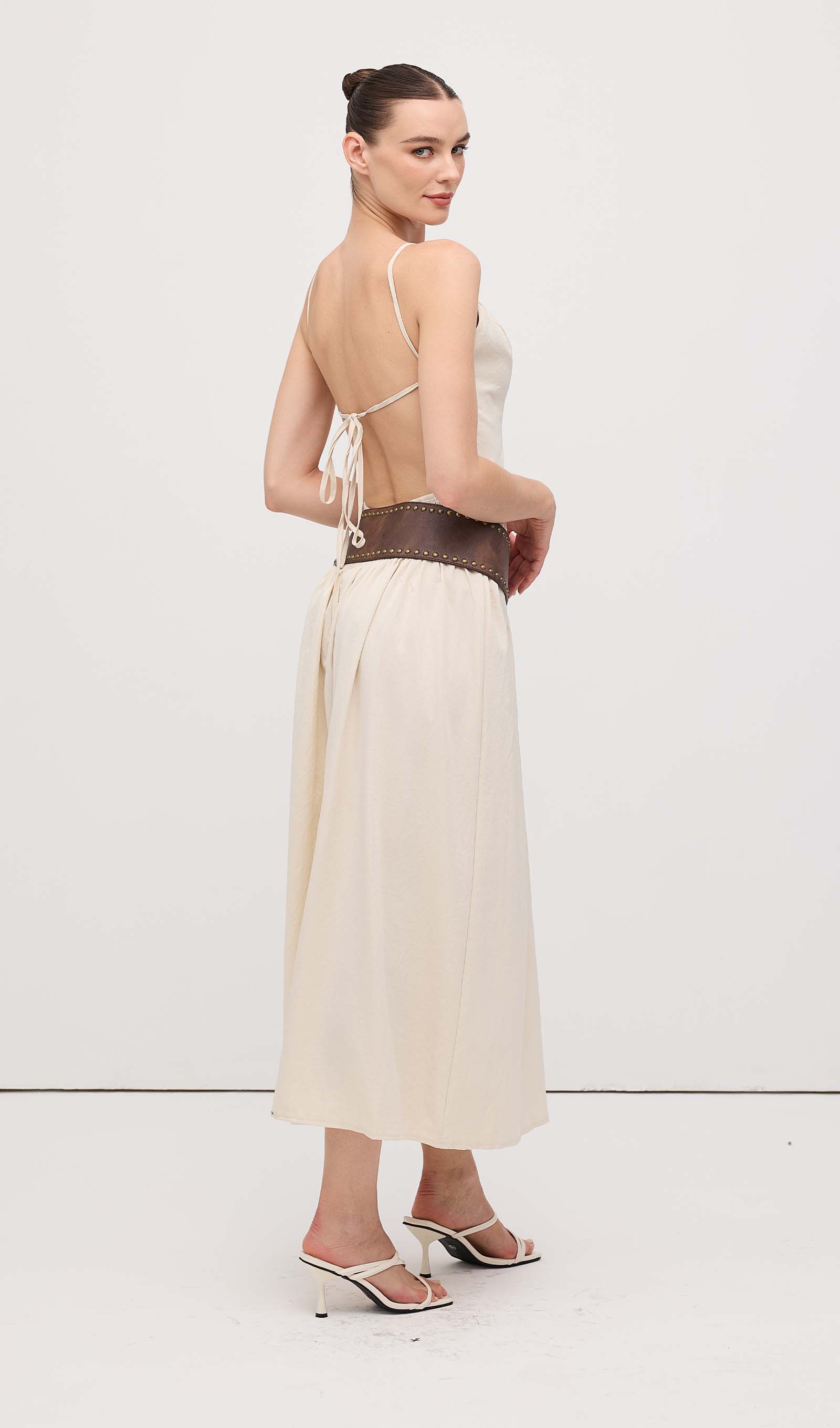 Midikleid in A-Linie mit Blumenmuster und Laternenärmeln