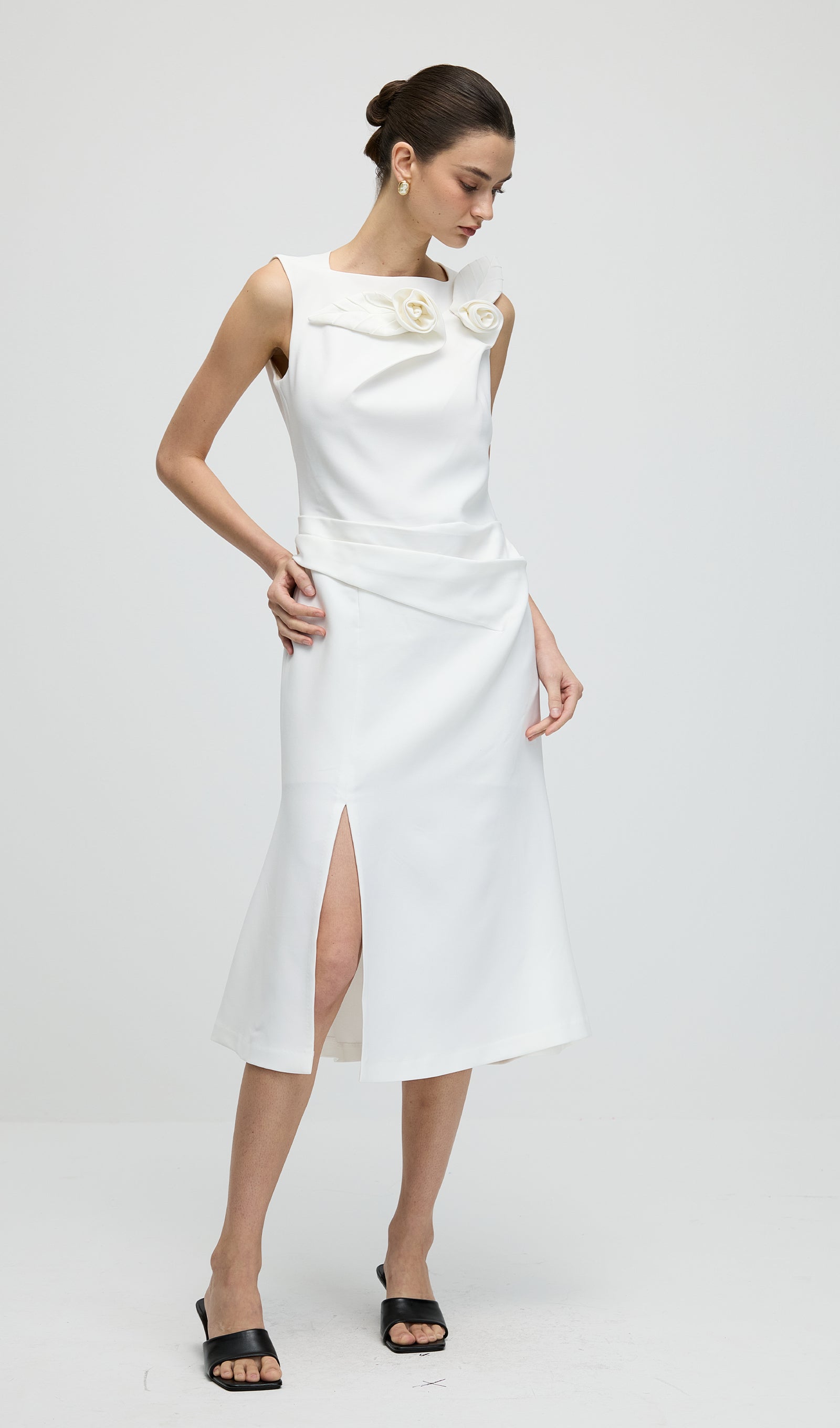 Midikleid in A-Linie mit Blumenmuster und Laternenärmeln