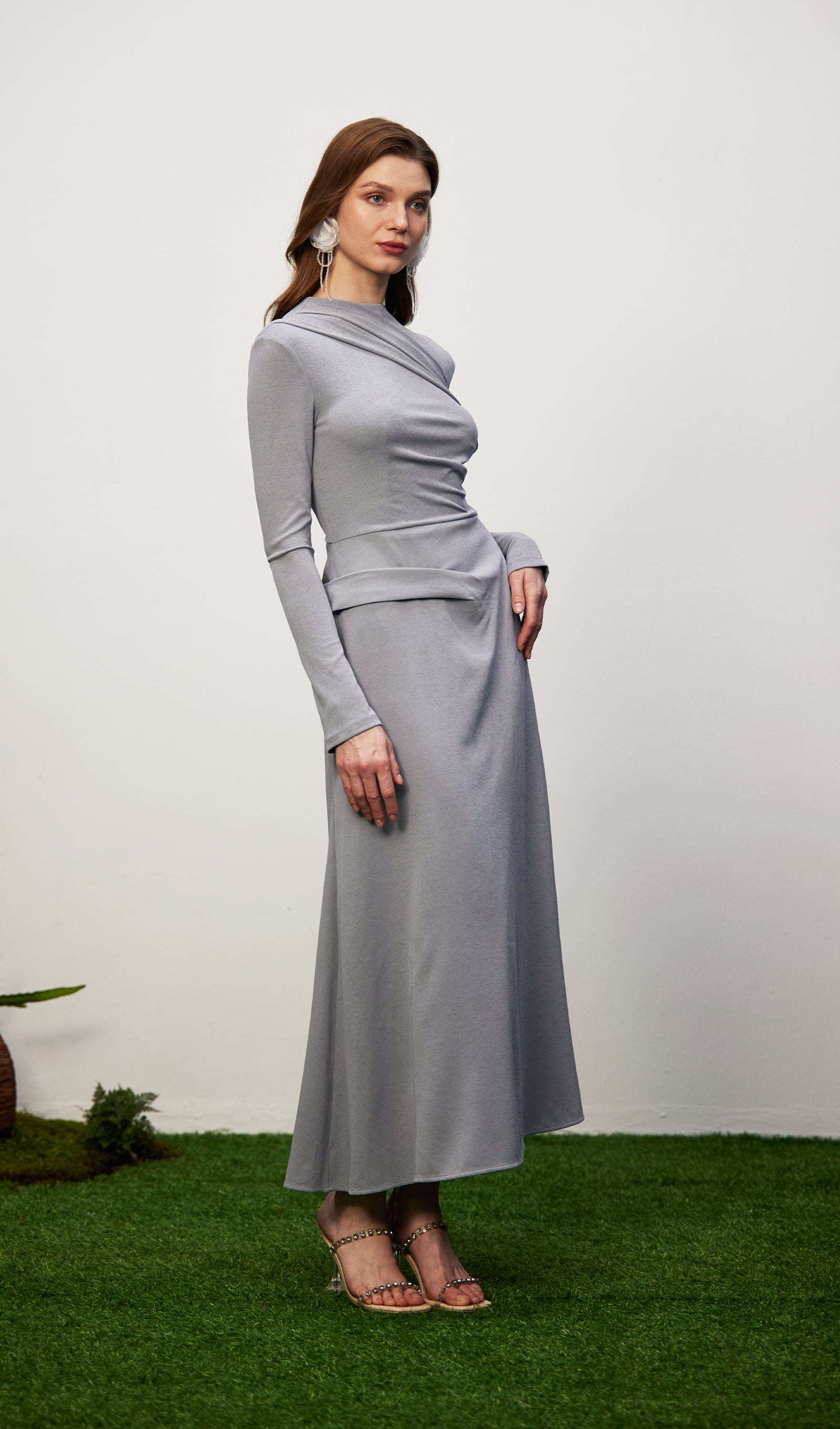 Midikleid in A-Linie mit Blumenmuster und Laternenärmeln