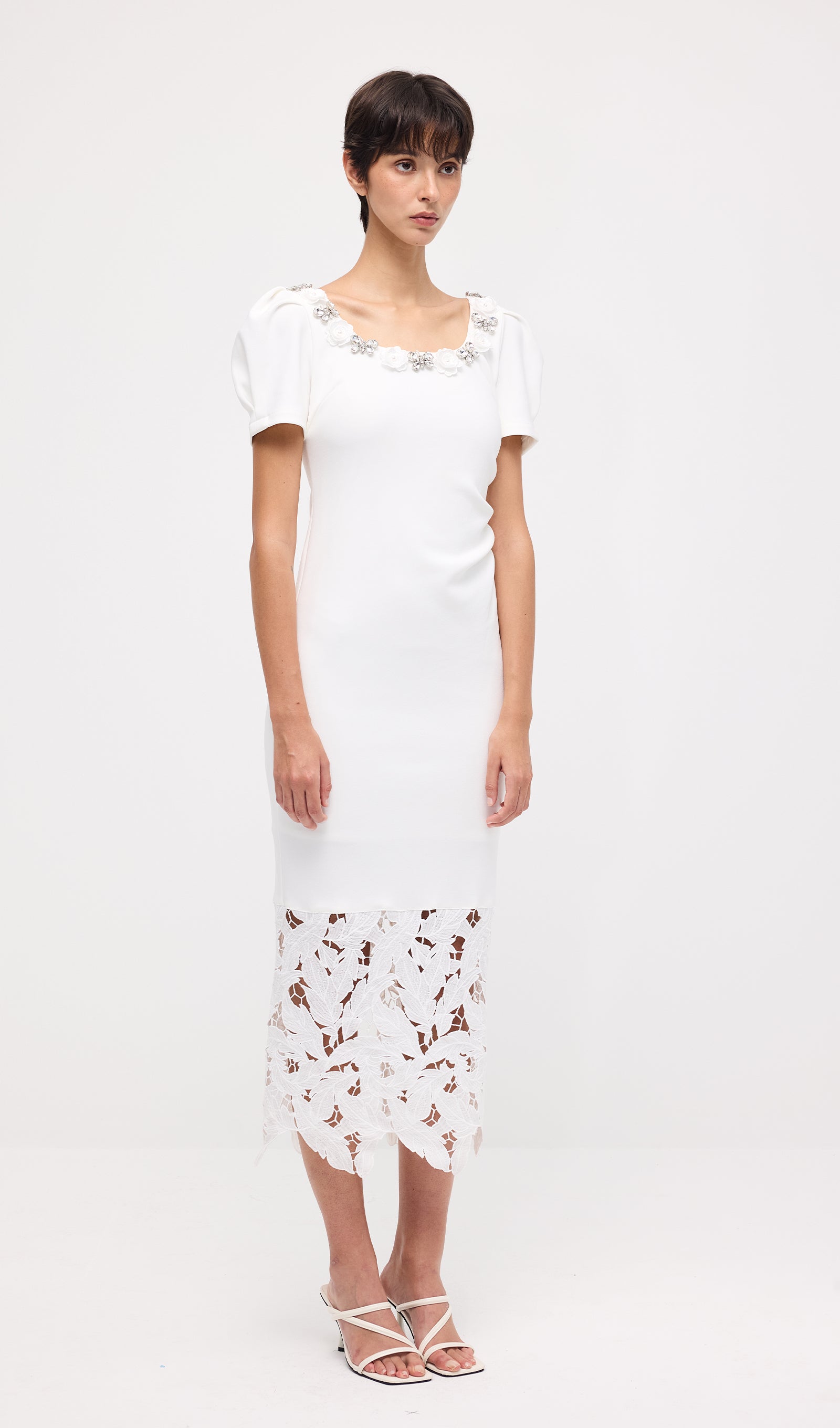 Midikleid in A-Linie mit Blumenmuster und Laternenärmeln
