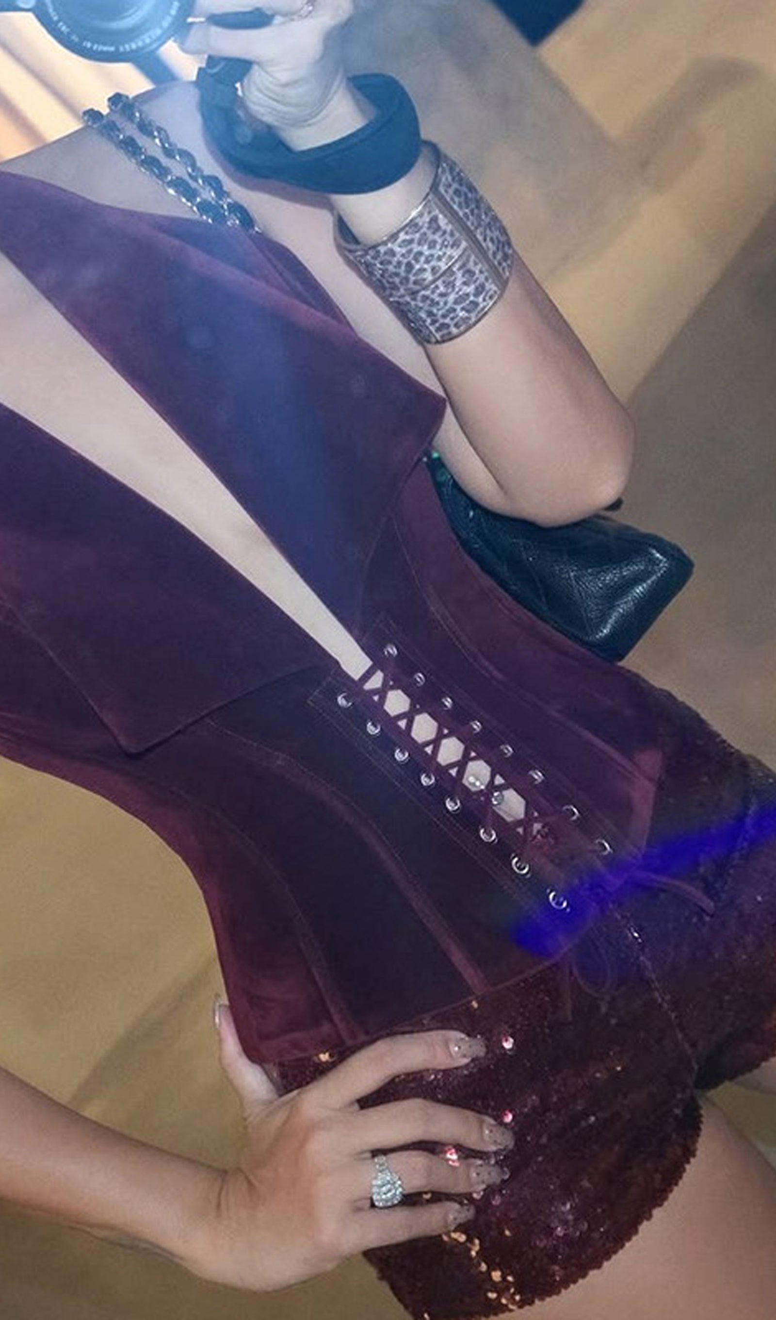 Midikleid in A-Linie mit Blumenmuster und Laternenärmeln