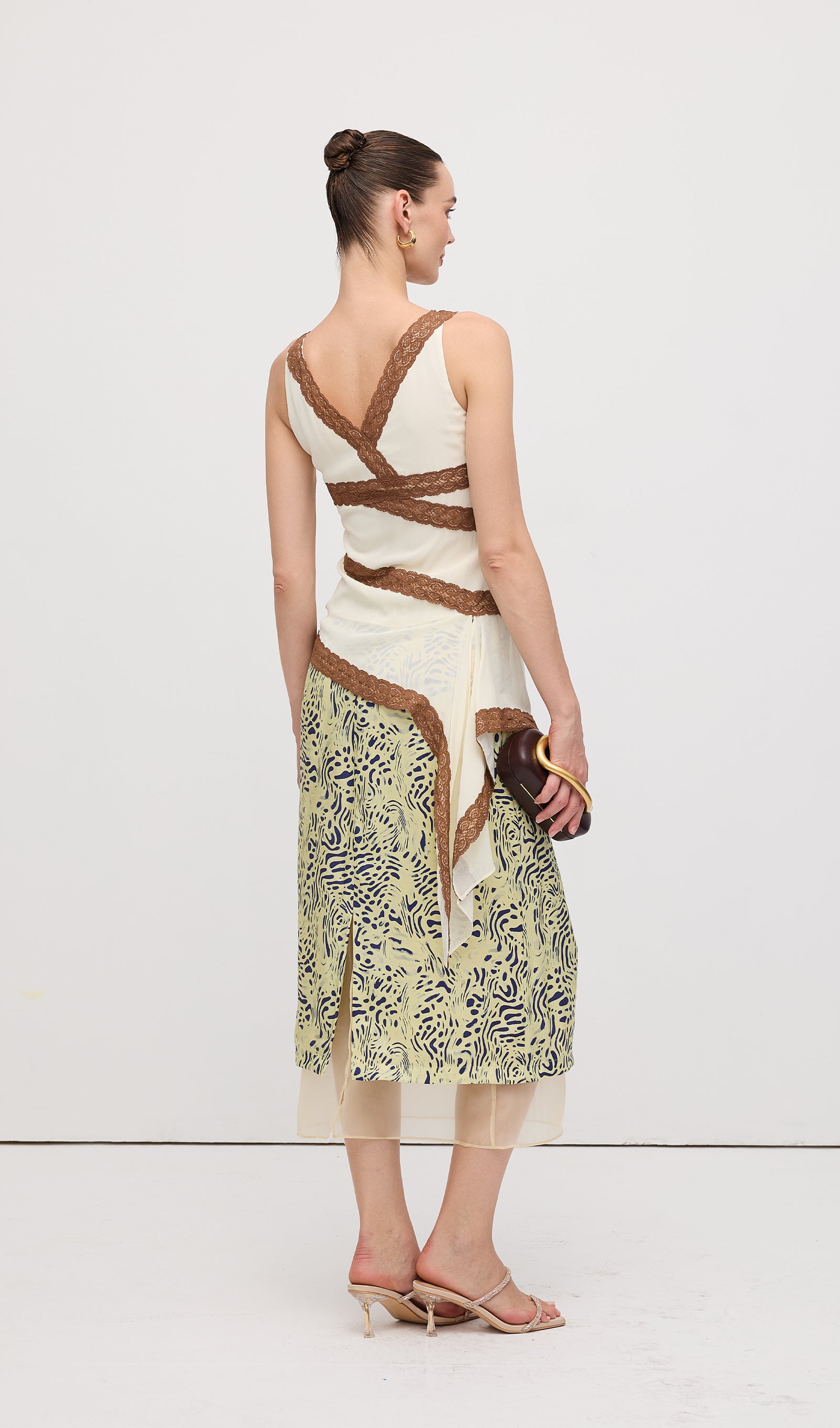 Midikleid in A-Linie mit Blumenmuster und Laternenärmeln