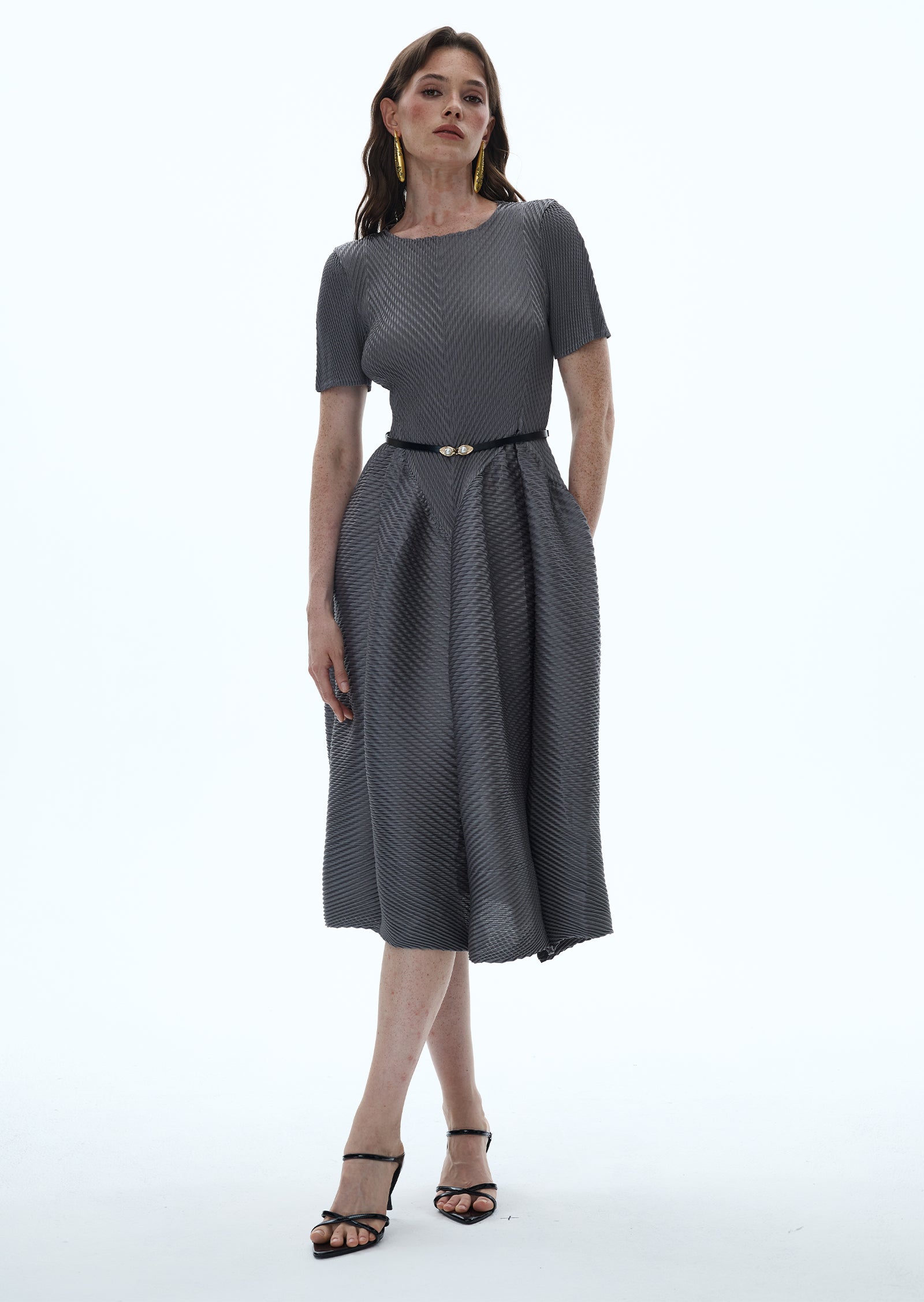 Midikleid in A-Linie mit Blumenmuster und Laternenärmeln