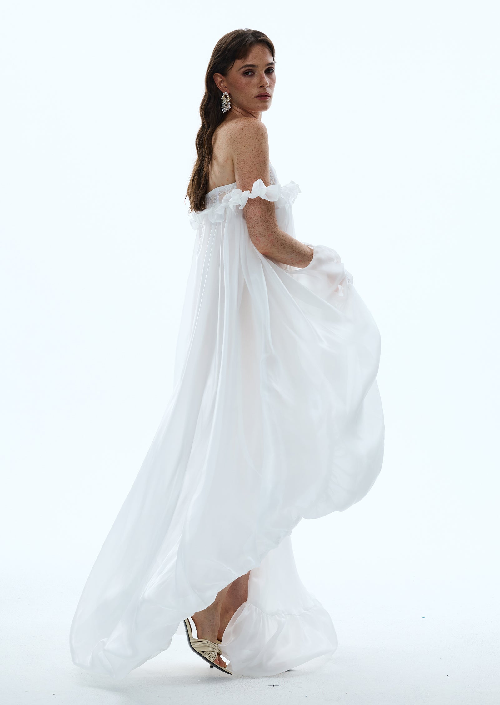 Ulrica Sleeveless Maxi Dress In White