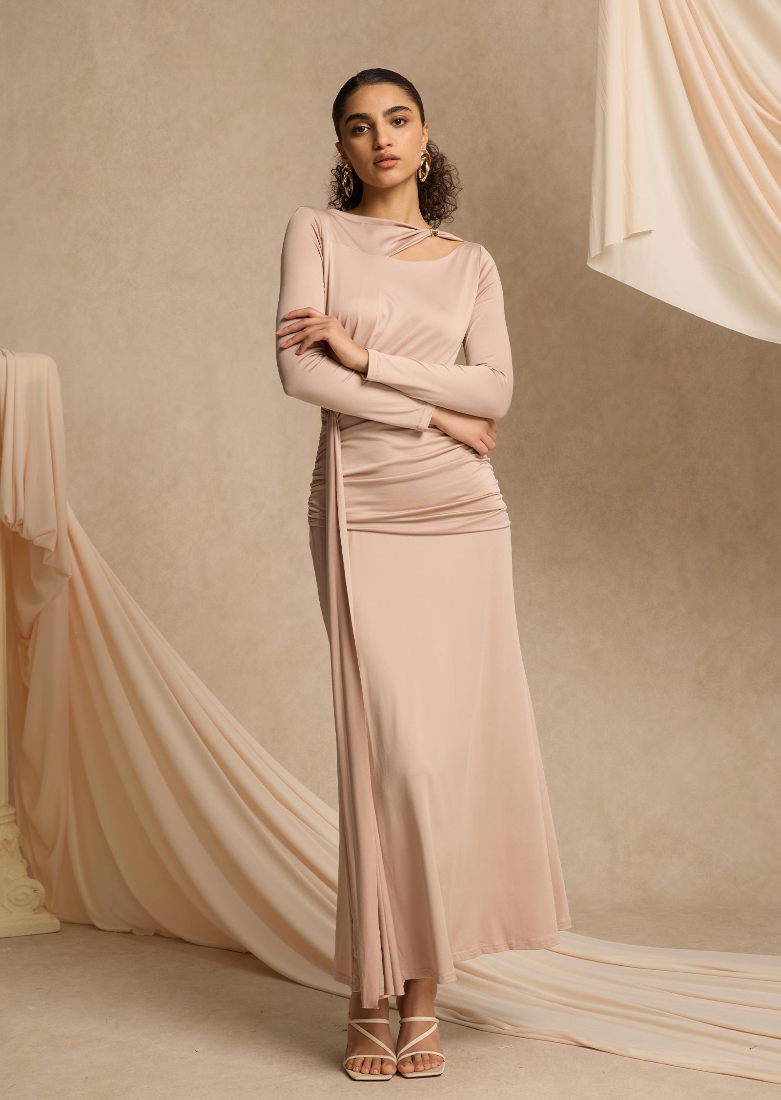 Midikleid in A-Linie mit Blumenmuster und Laternenärmeln