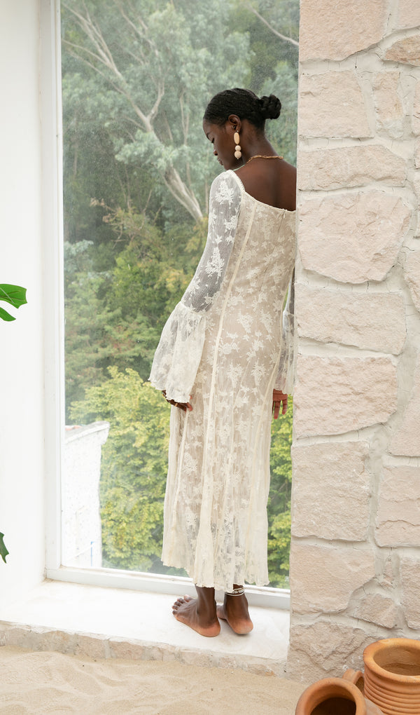 Trendy Vintage Cream Lace Maxi Dress