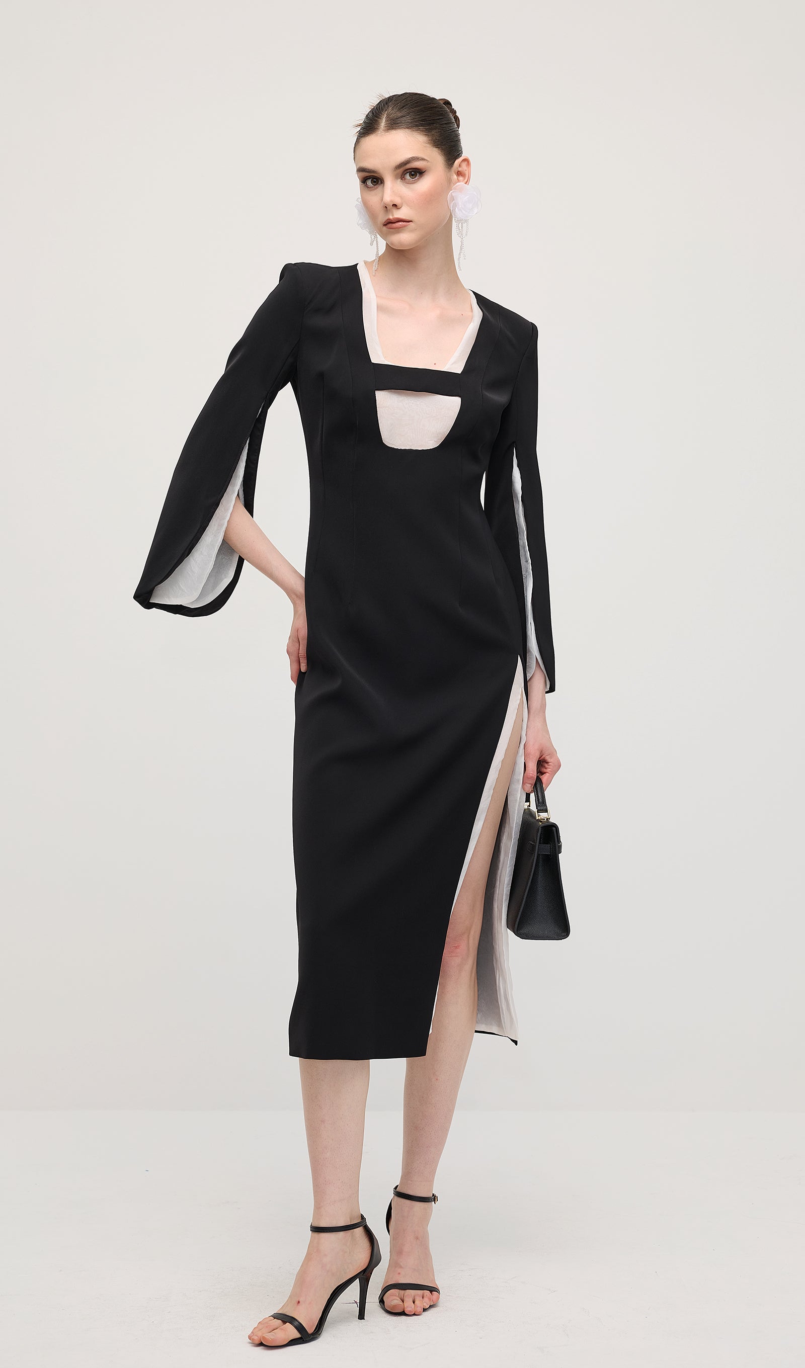 Midikleid in A-Linie mit Blumenmuster und Laternenärmeln