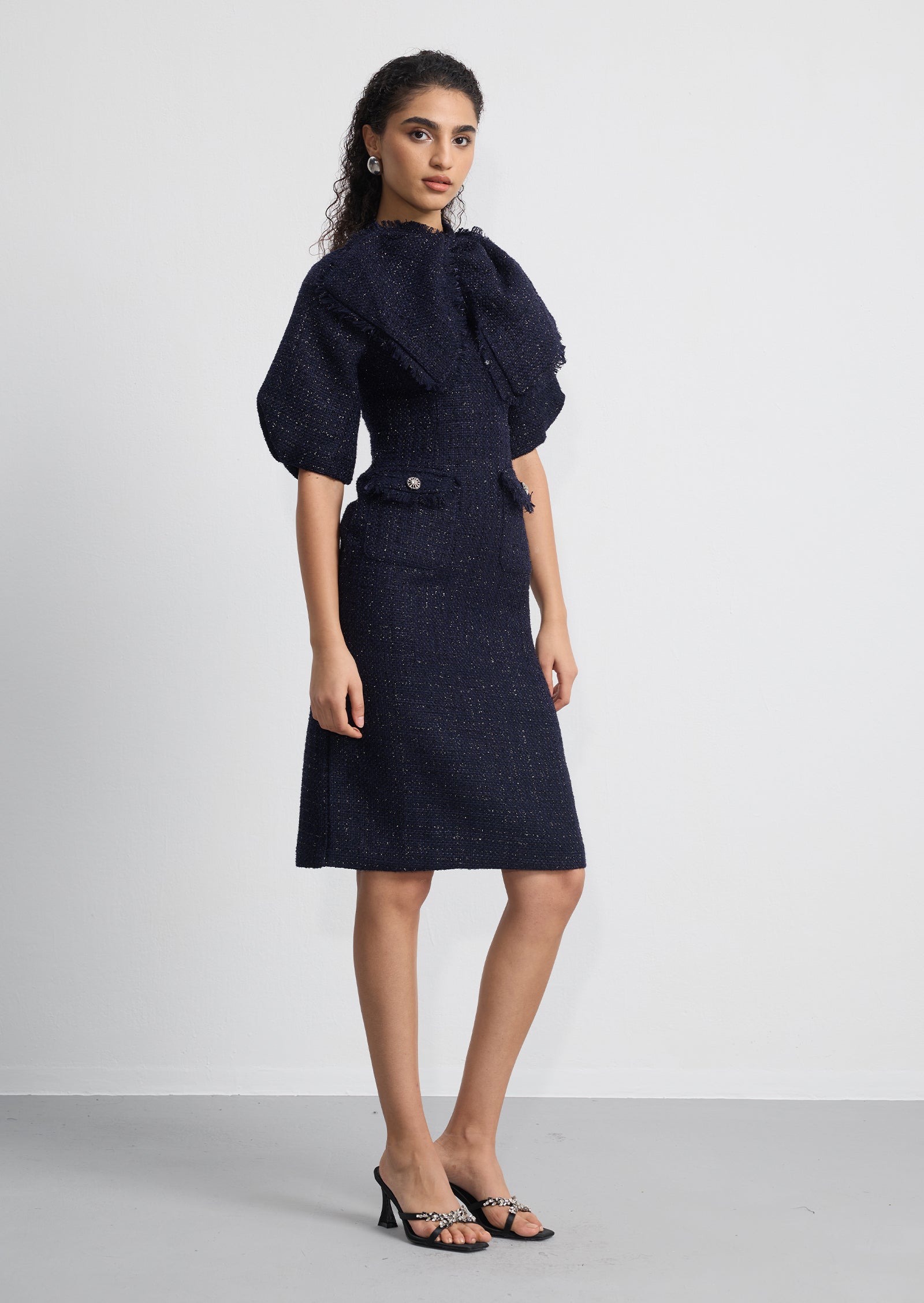 Midikleid in A-Linie mit Blumenmuster und Laternenärmeln