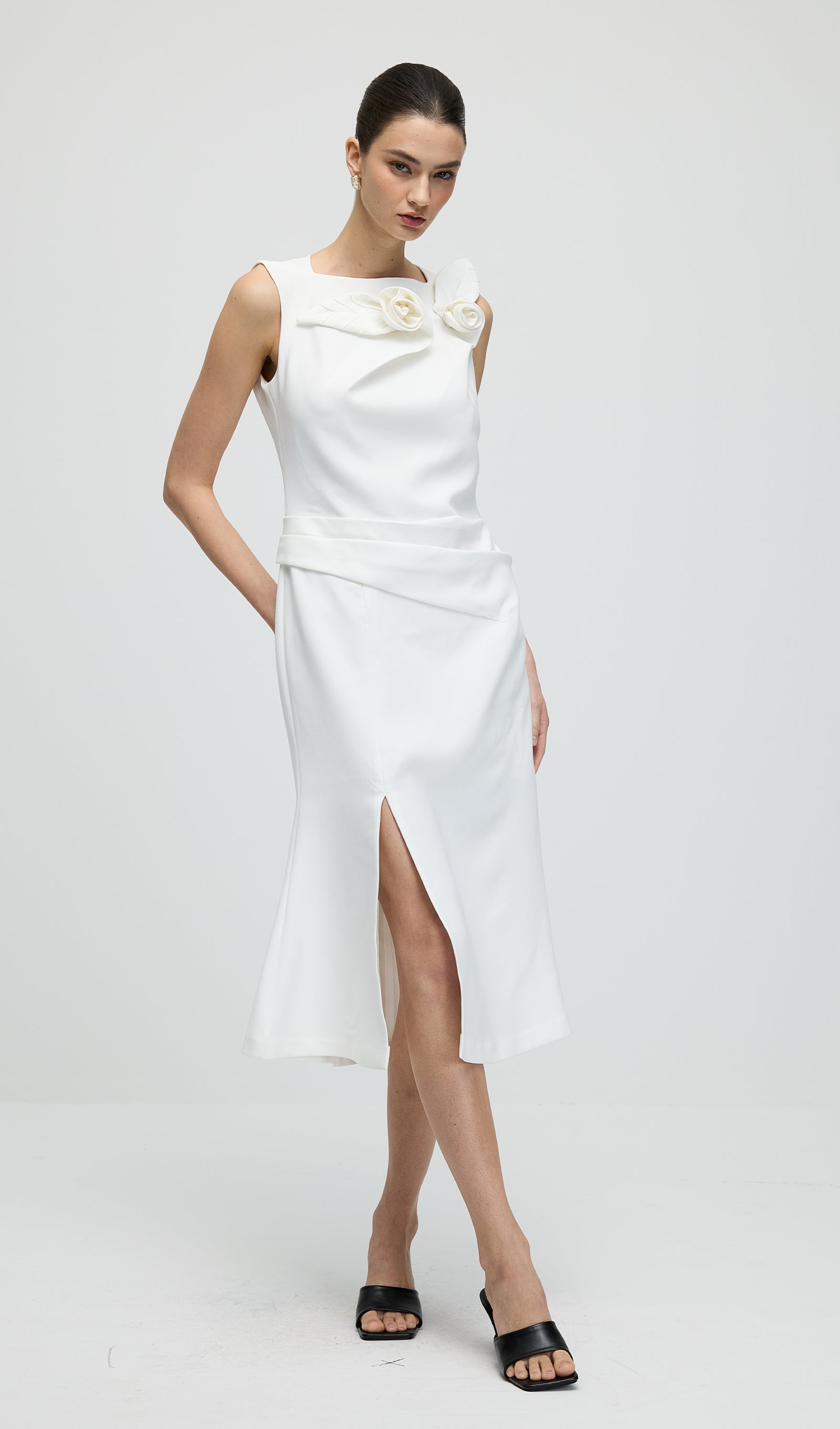 Midikleid in A-Linie mit Blumenmuster und Laternenärmeln