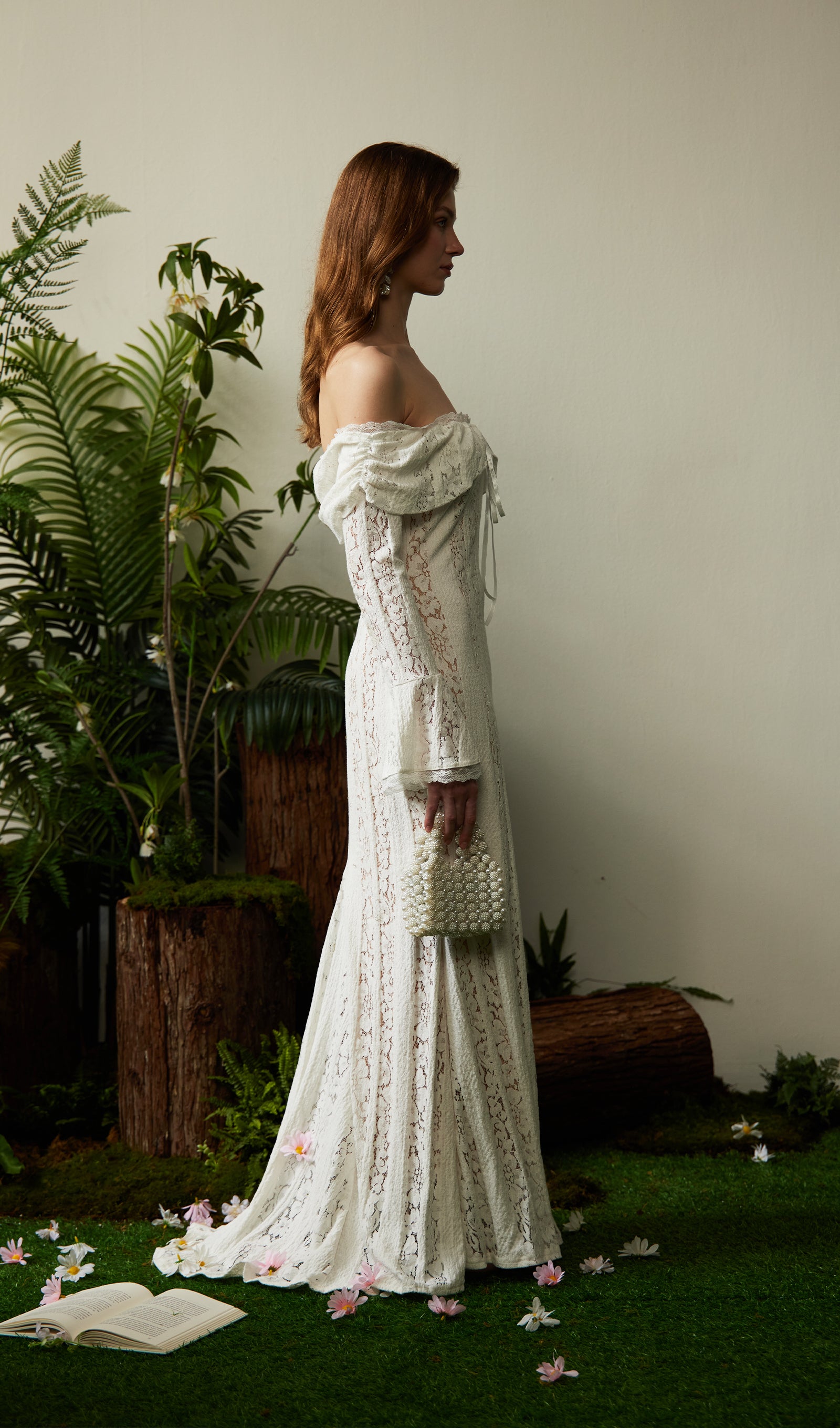 Midikleid in A-Linie mit Blumenmuster und Laternenärmeln