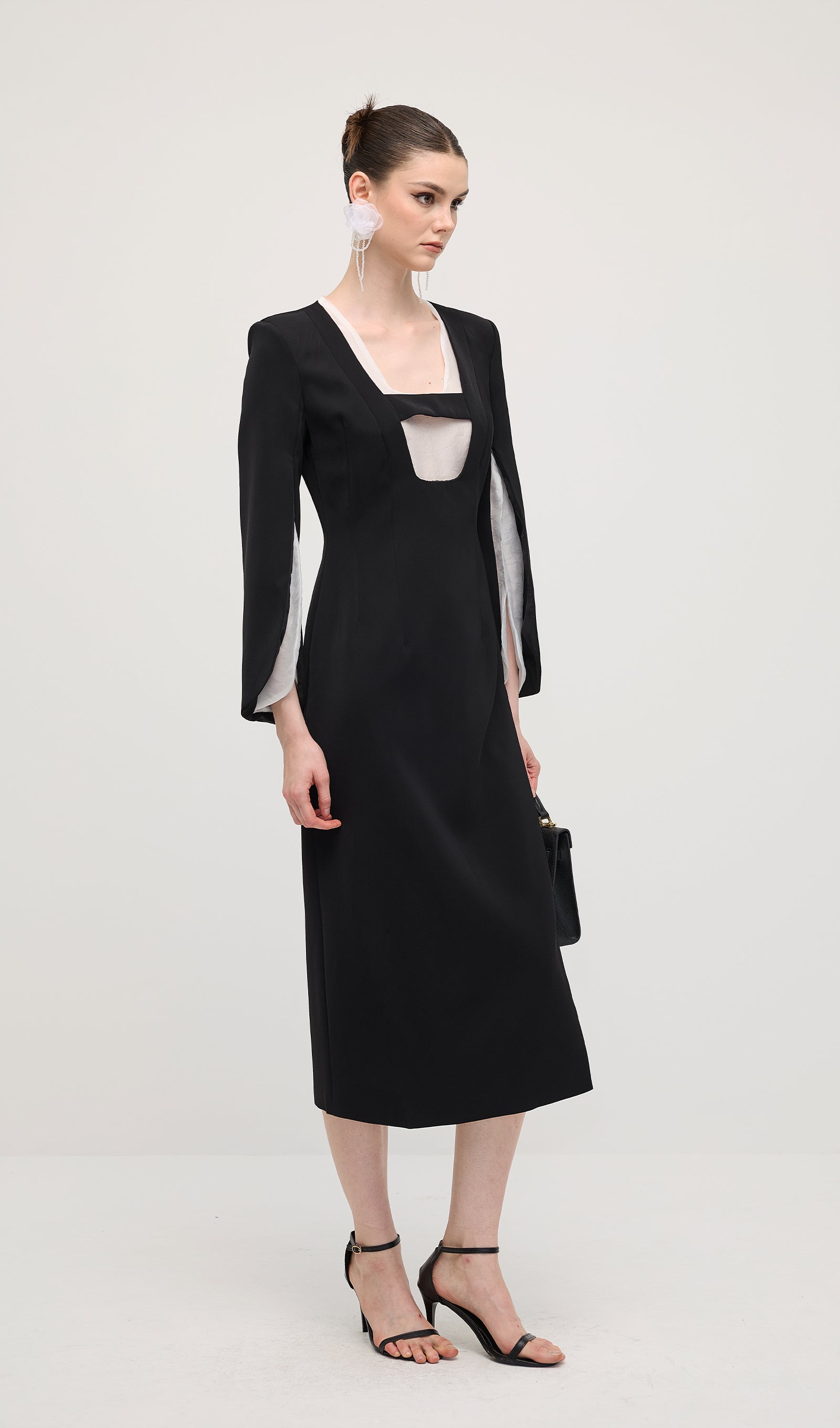 Midikleid in A-Linie mit Blumenmuster und Laternenärmeln