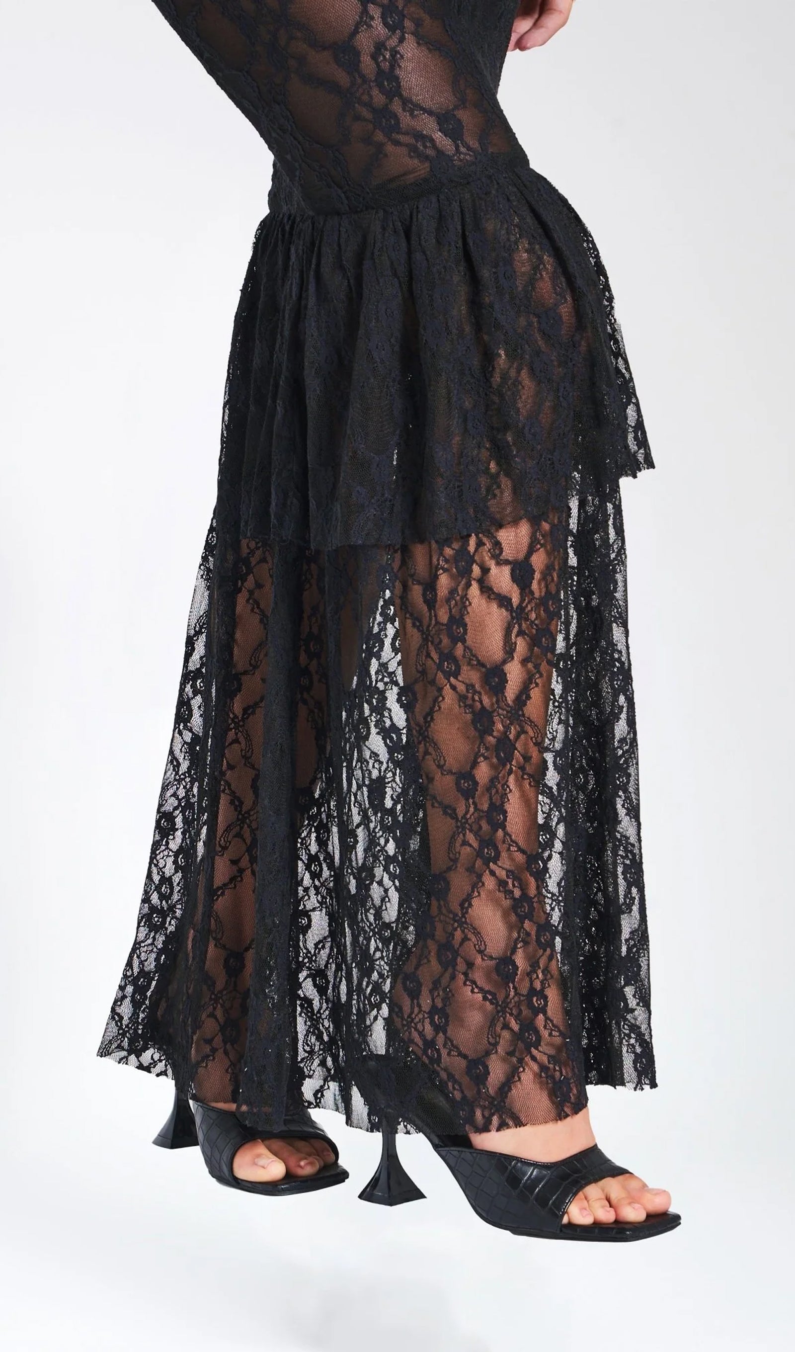 Midikleid in A-Linie mit Blumenmuster und Laternenärmeln