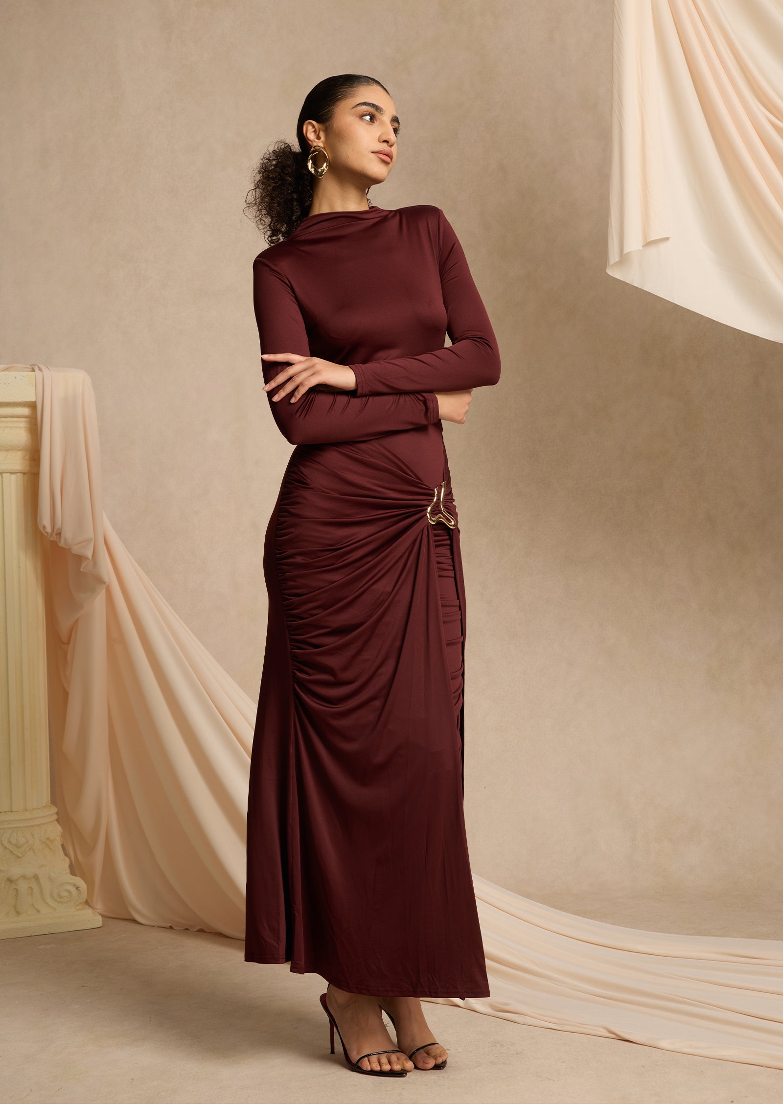 Midikleid in A-Linie mit Blumenmuster und Laternenärmeln
