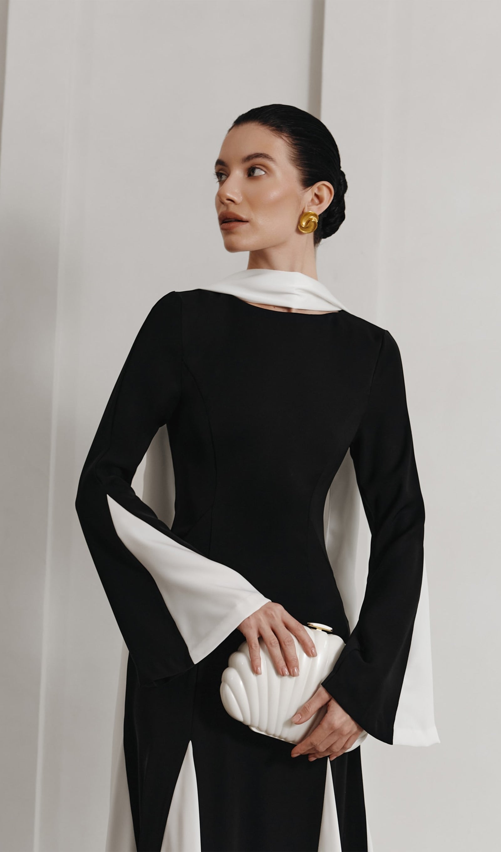 Midikleid in A-Linie mit Blumenmuster und Laternenärmeln