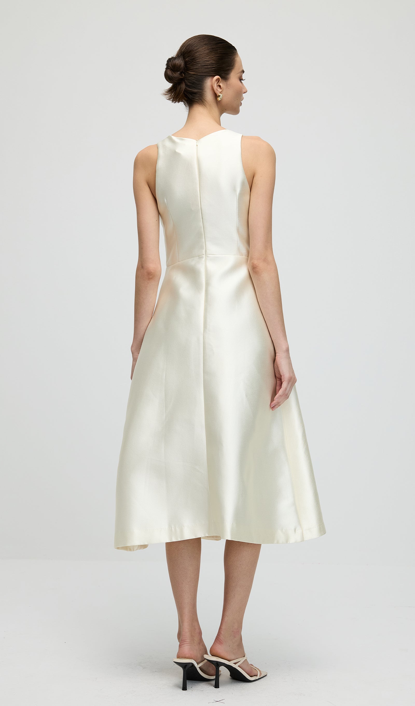 Midikleid in A-Linie mit Blumenmuster und Laternenärmeln