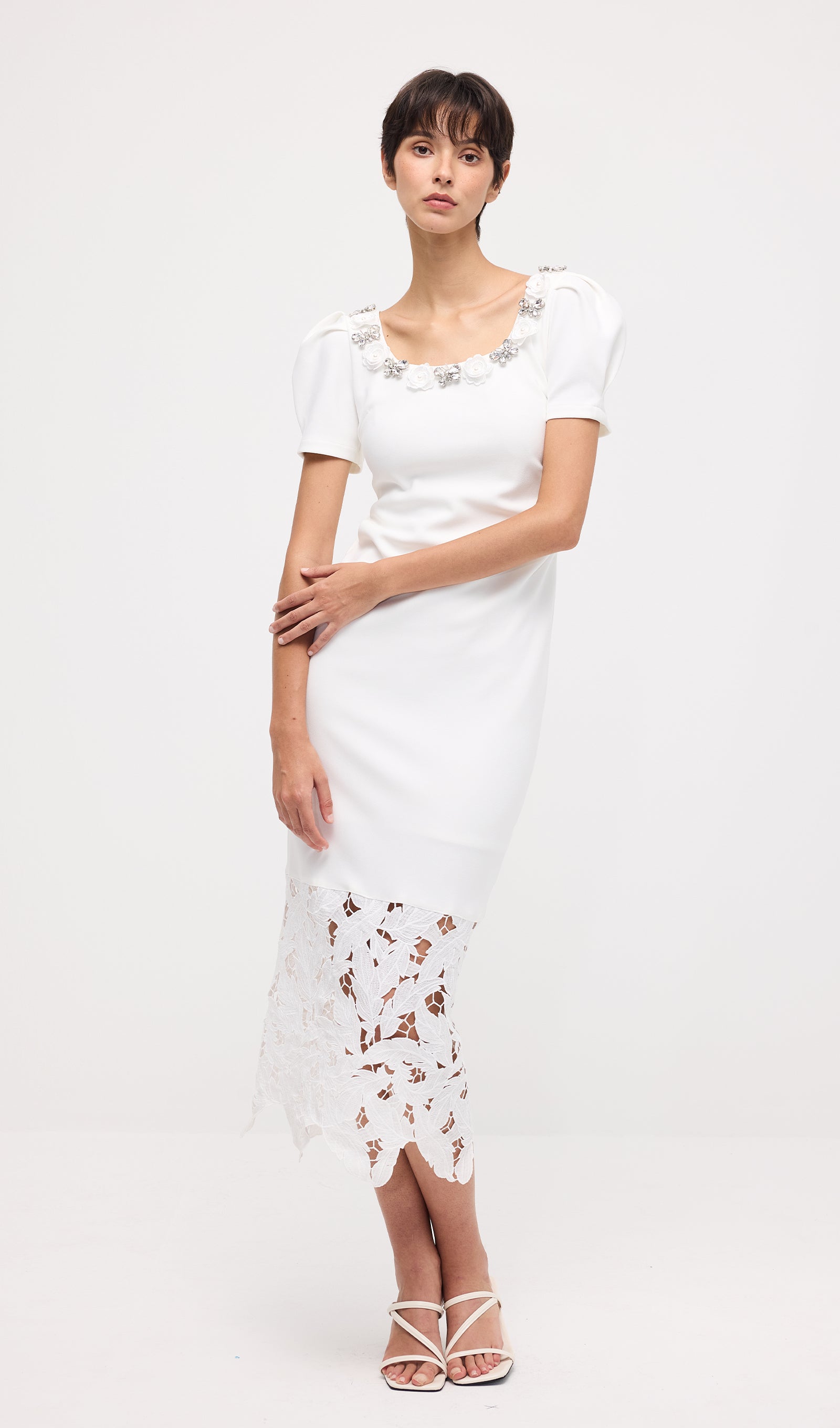 Midikleid in A-Linie mit Blumenmuster und Laternenärmeln