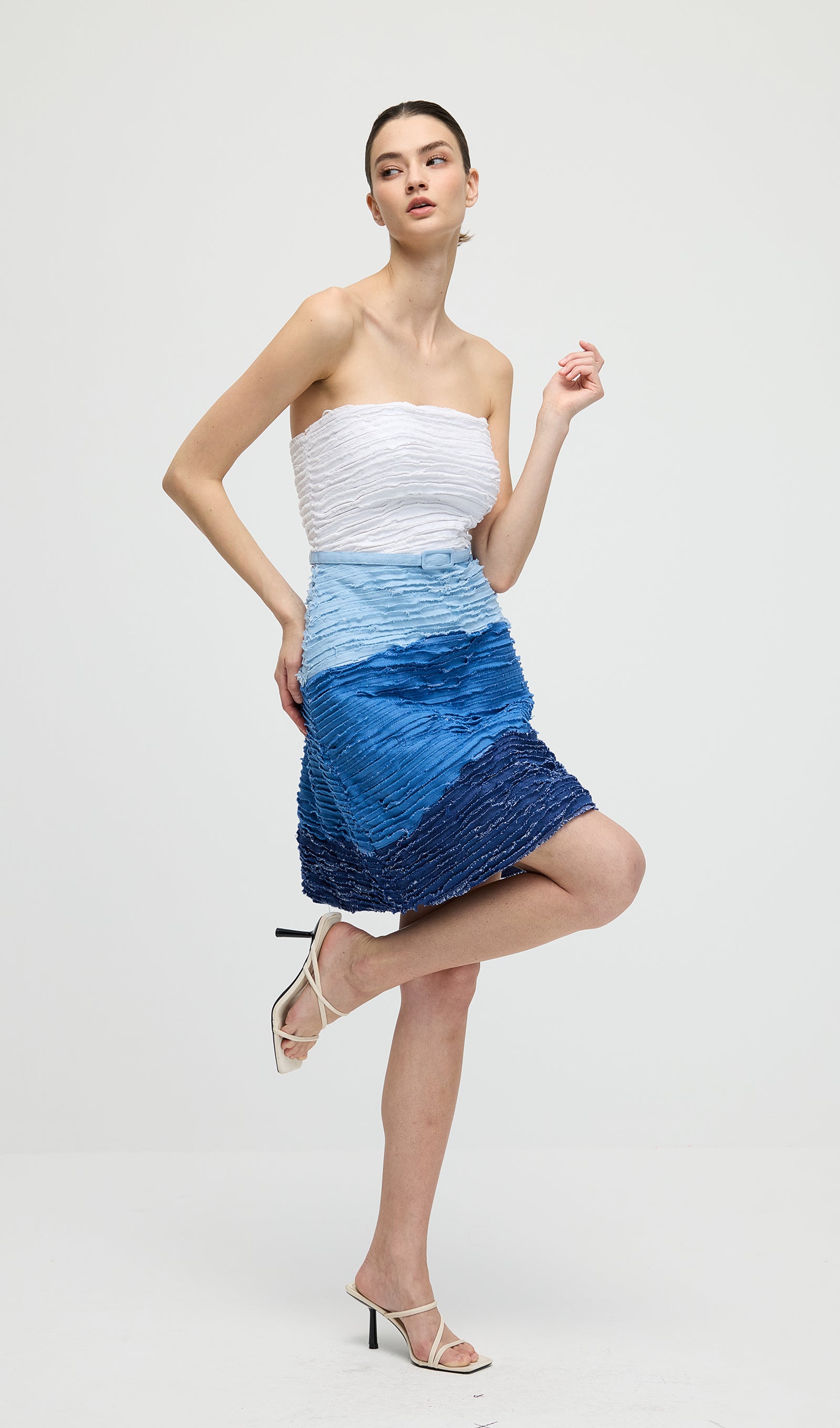 Midikleid in A-Linie mit Blumenmuster und Laternenärmeln