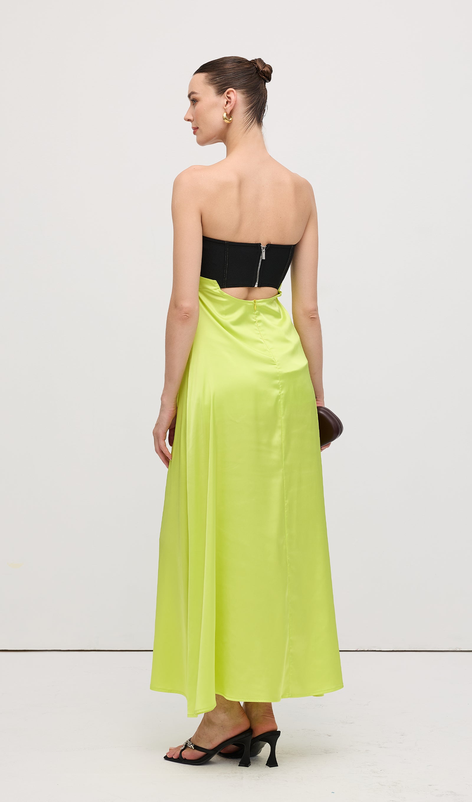 Midikleid in A-Linie mit Blumenmuster und Laternenärmeln