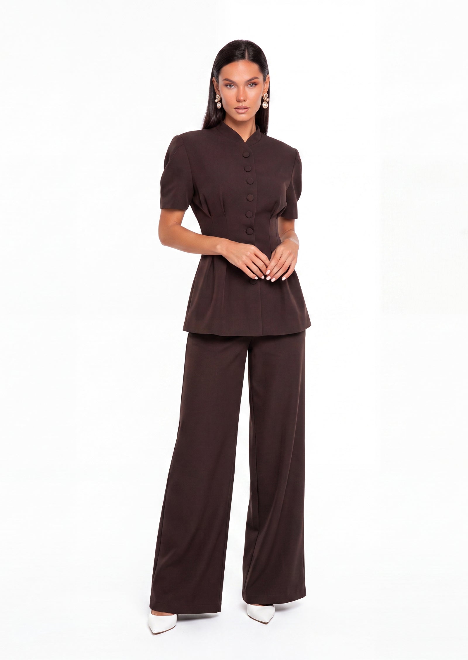 Adelle Short Sleeeve Waist-Sitting Suit In Coffee