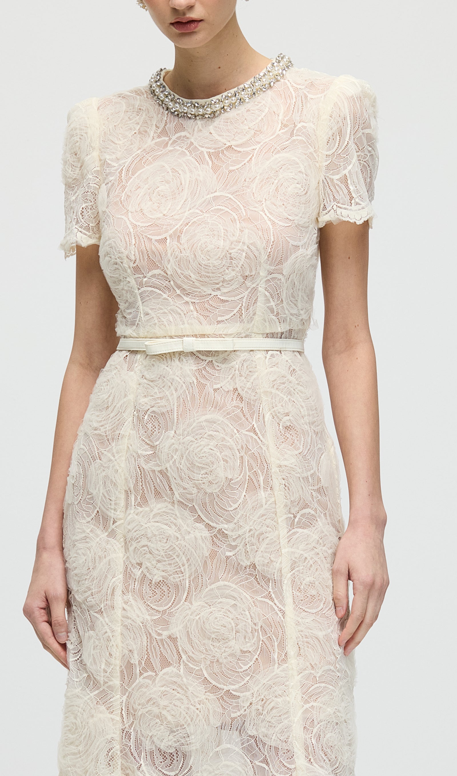 Midikleid in A-Linie mit Blumenmuster und Laternenärmeln