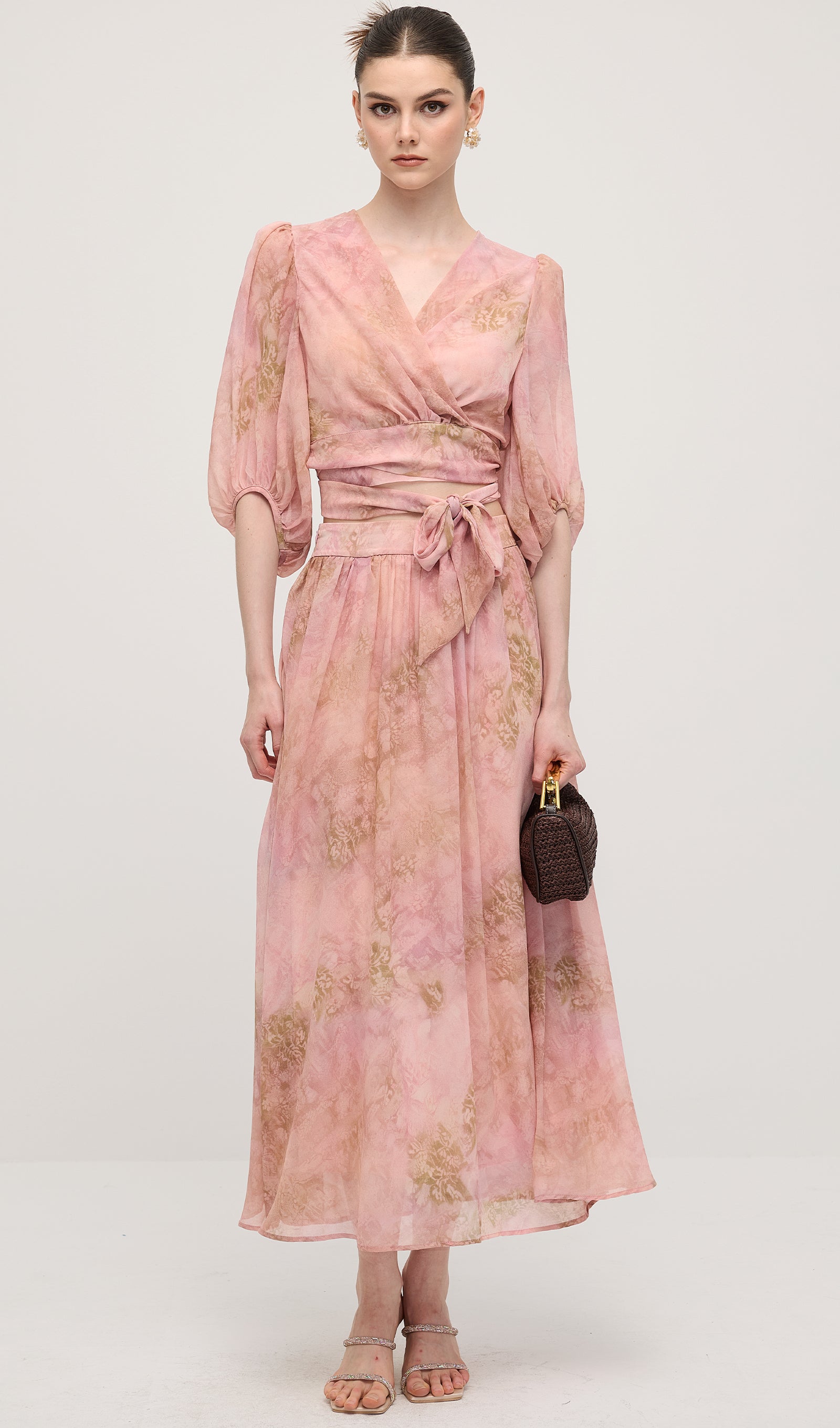 Midikleid in A-Linie mit Blumenmuster und Laternenärmeln