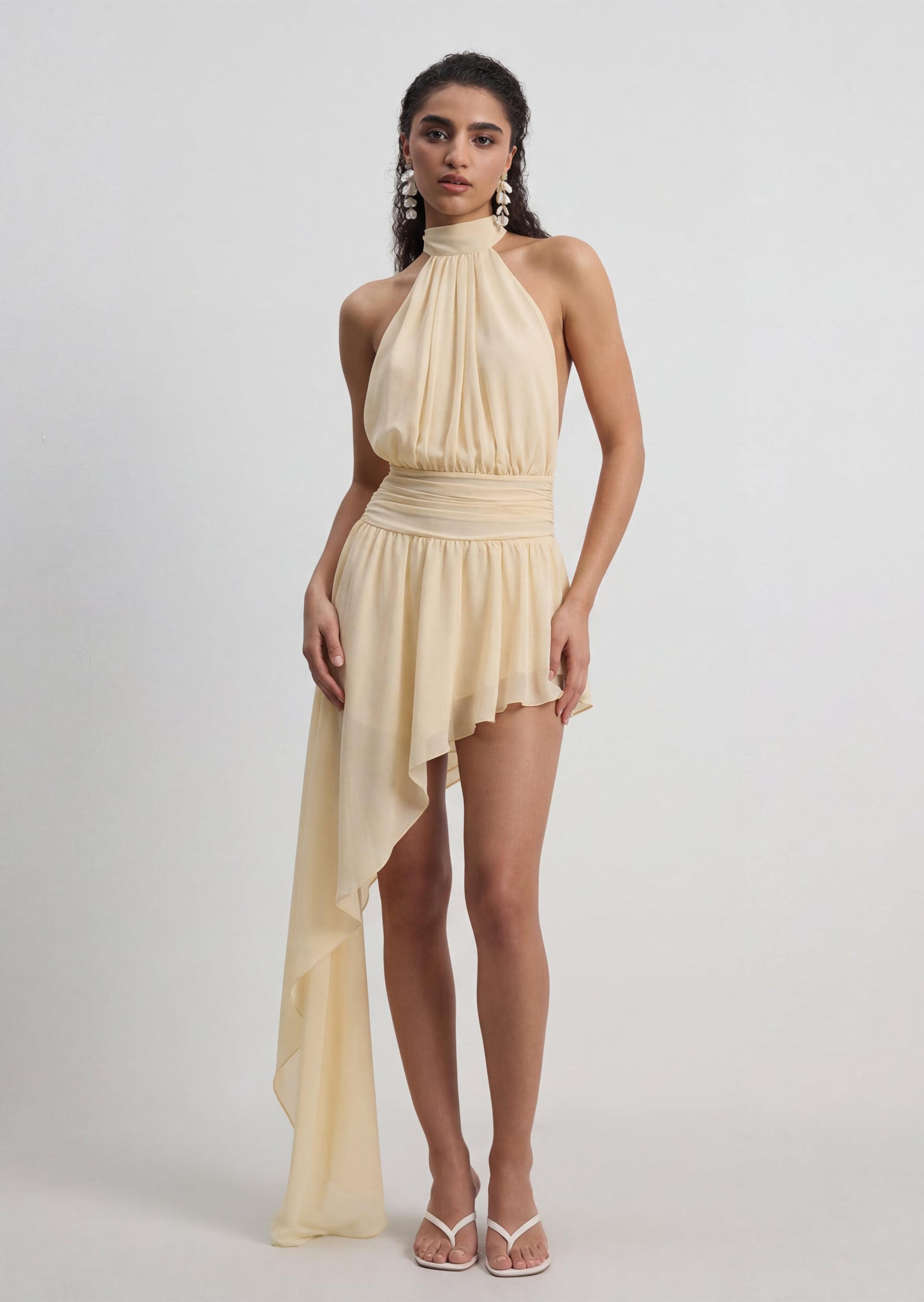 فستان قصير بقميص مزين بدانتيل صناعي 