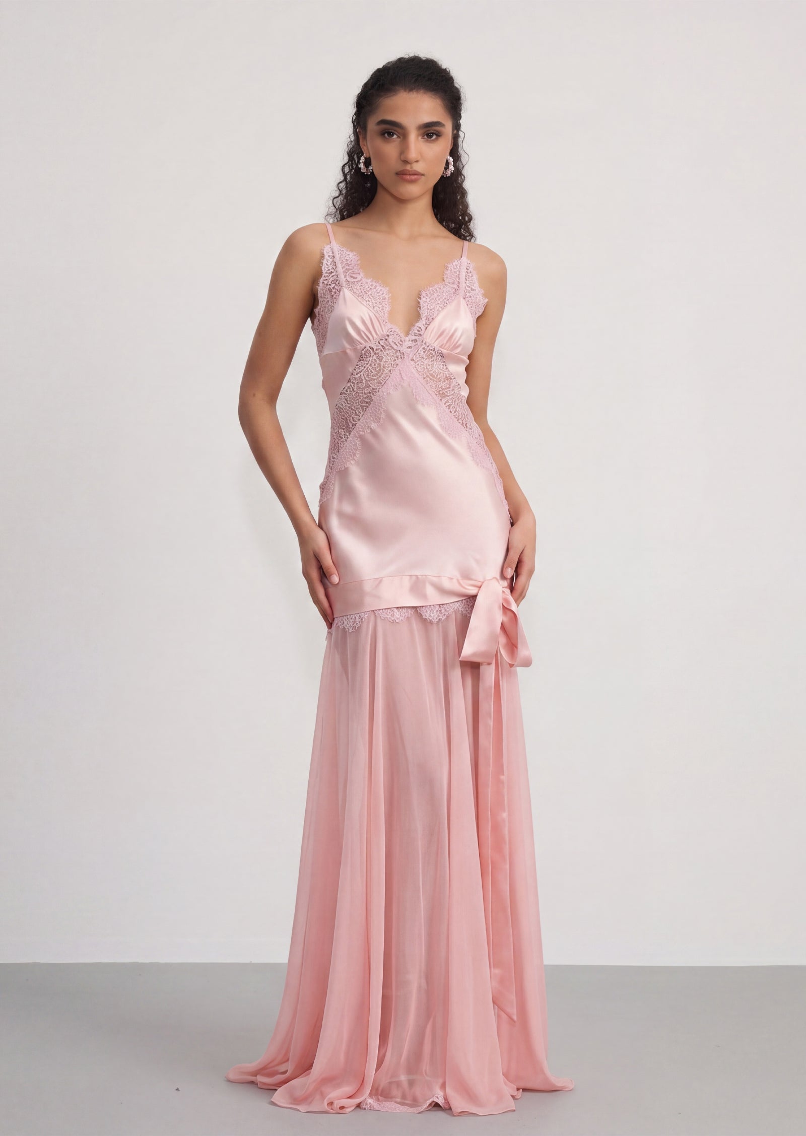 Midikleid in A-Linie mit Blumenmuster und Laternenärmeln