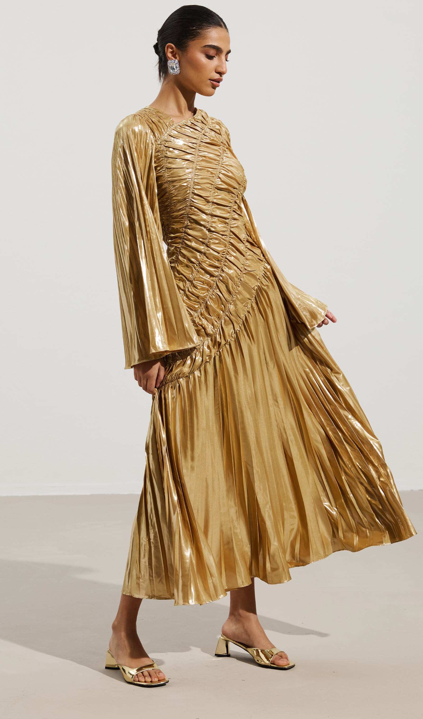 metallic maxi dress Metallic Maxi Dress – Queena Wish