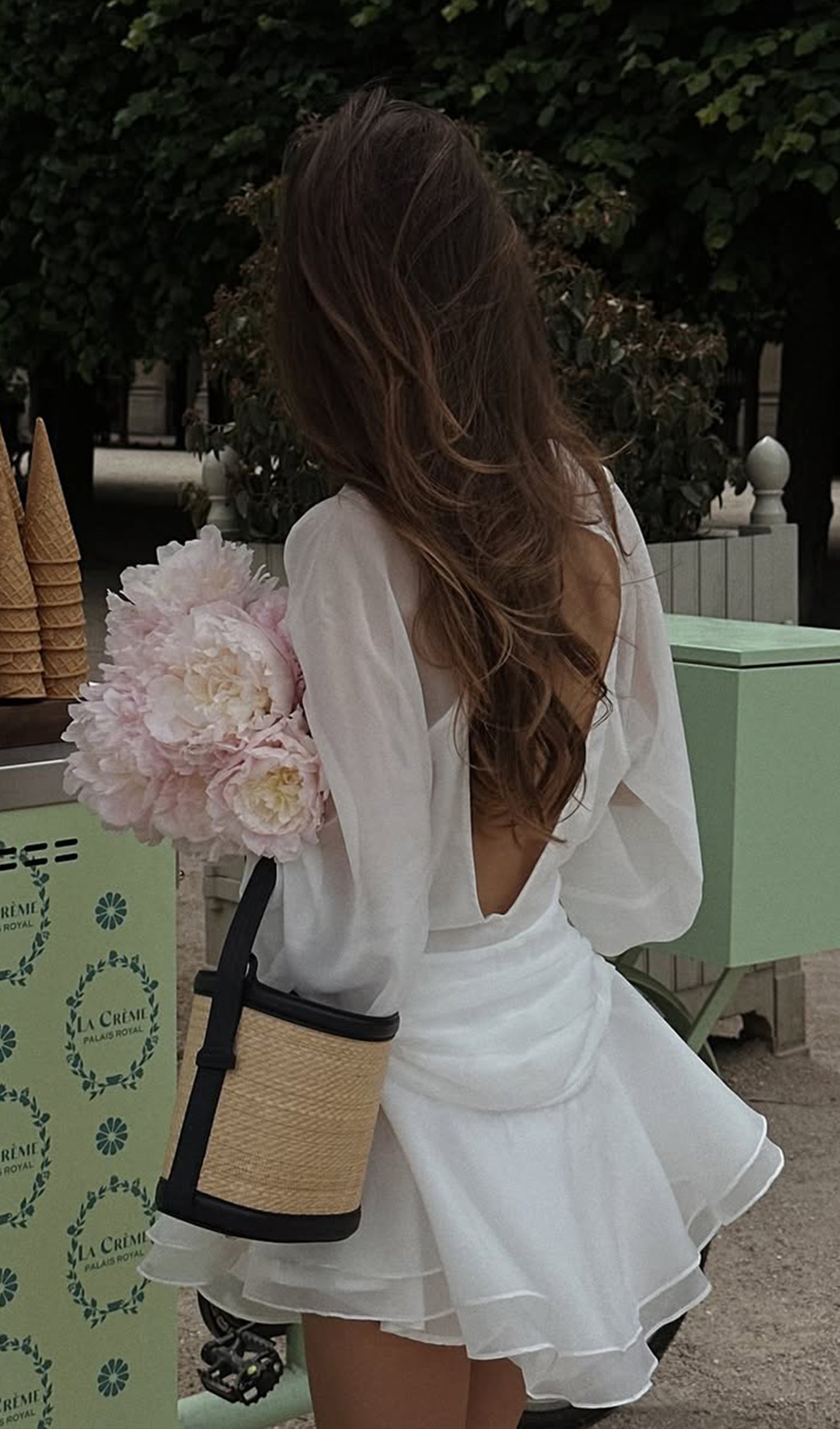 Midikleid in A-Linie mit Blumenmuster und Laternenärmeln