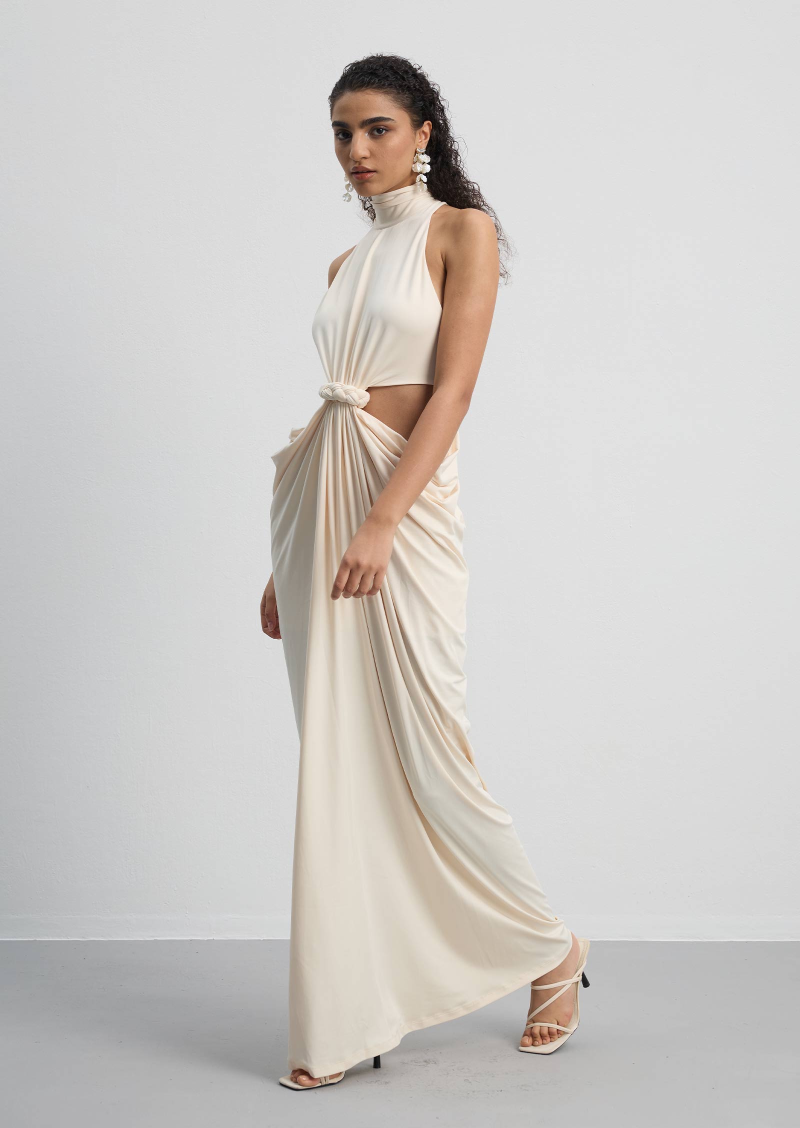 Midikleid in A-Linie mit Blumenmuster und Laternenärmeln