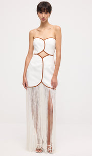 فستان قصير أحمر بدون حمالات مع فيونكة 