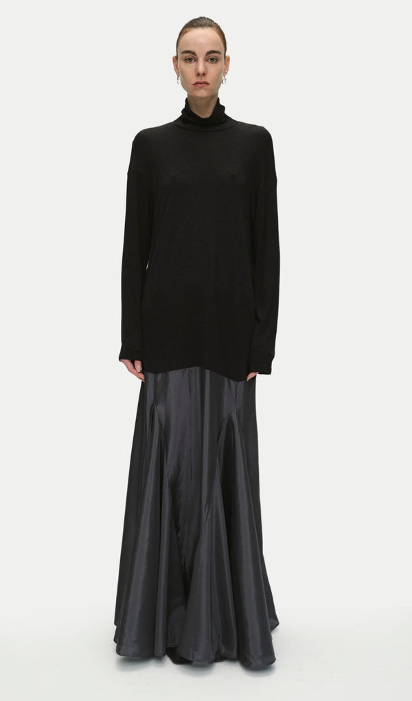 Turtleneck Long Sleeve Satin Maxi Dress In Black