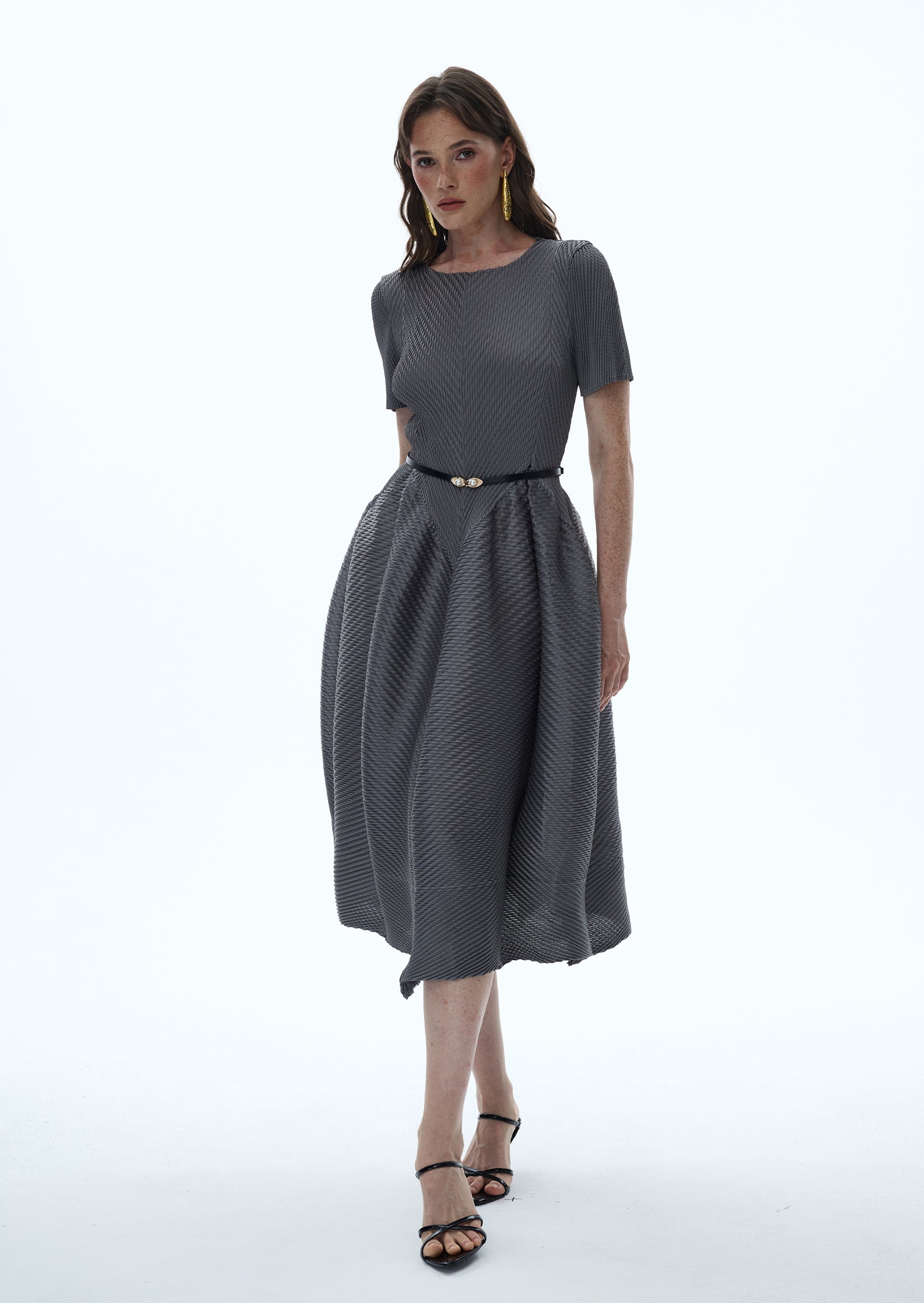 Midikleid in A-Linie mit Blumenmuster und Laternenärmeln